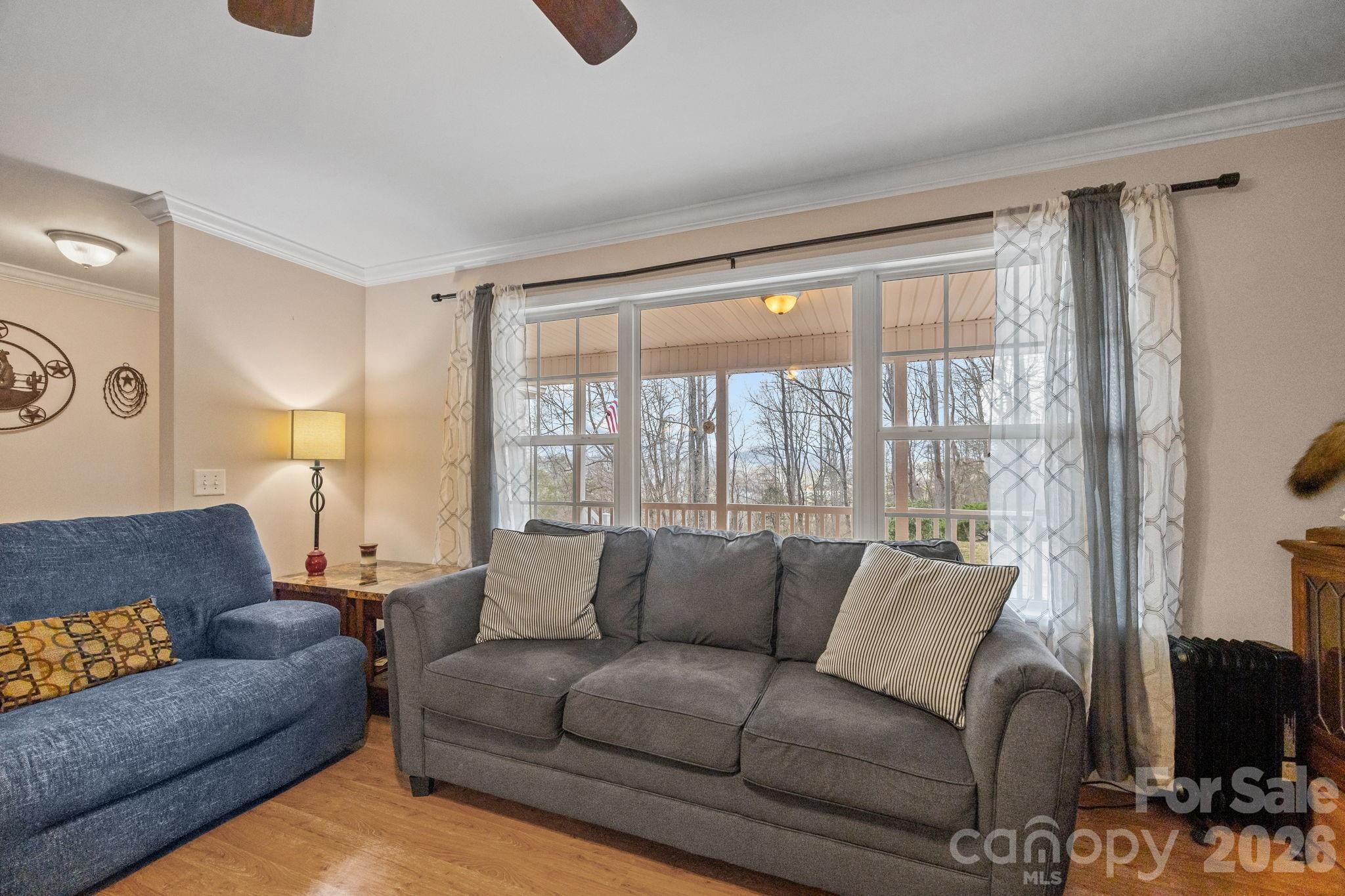 400 Honey Locust Trail Property Photo 15