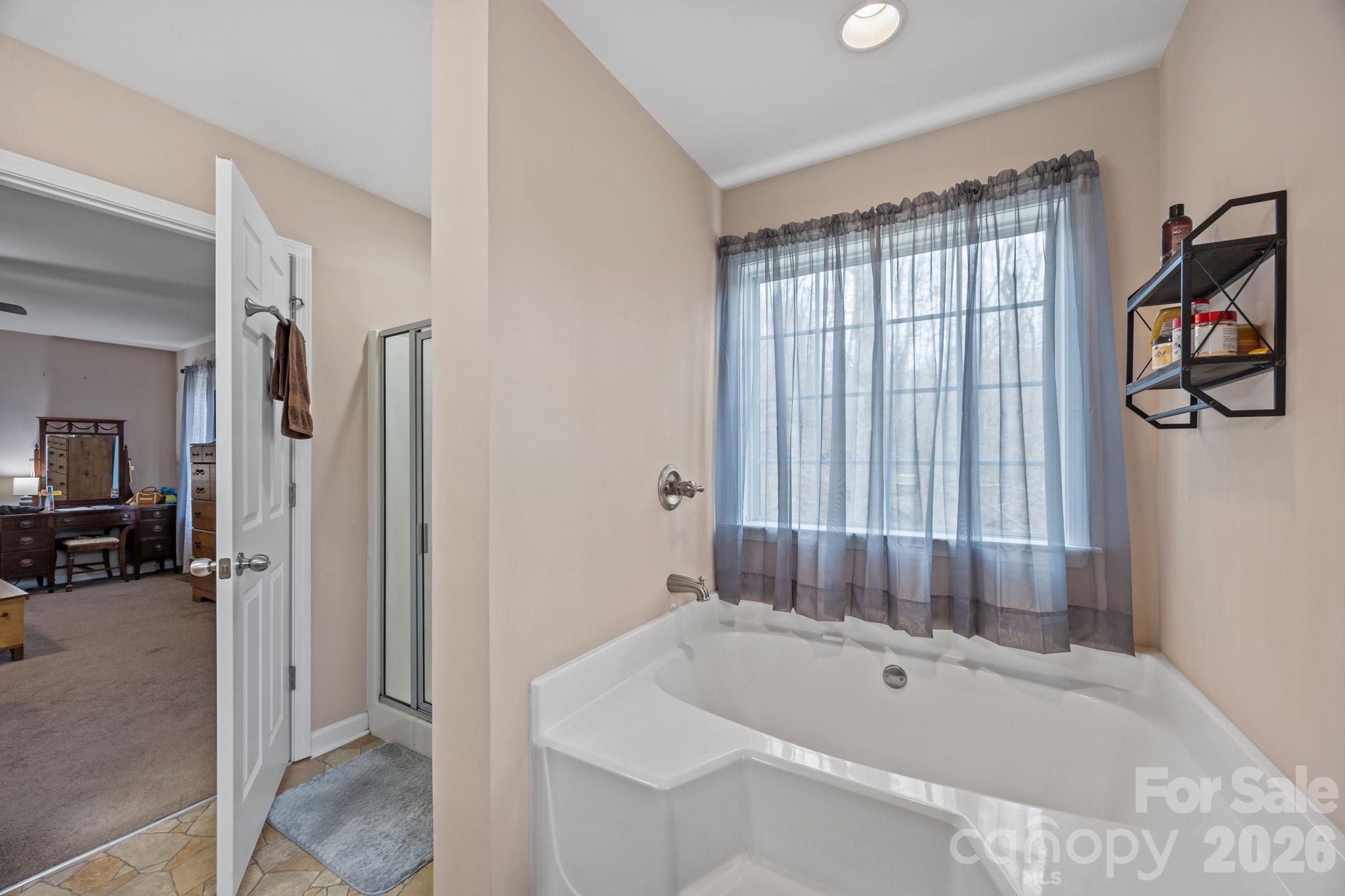 400 Honey Locust Trail Property Photo 27