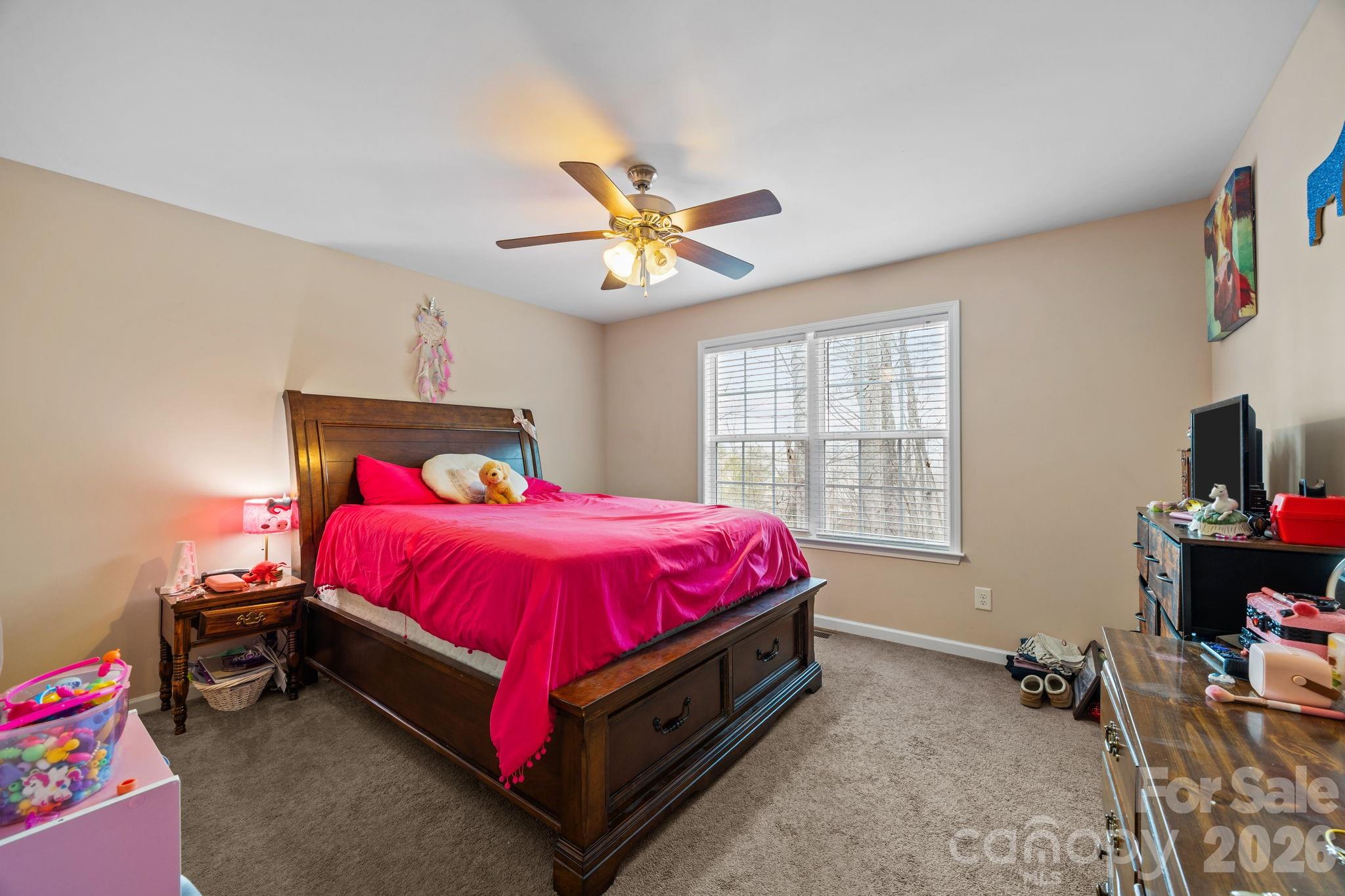 400 Honey Locust Trail Property Photo 28