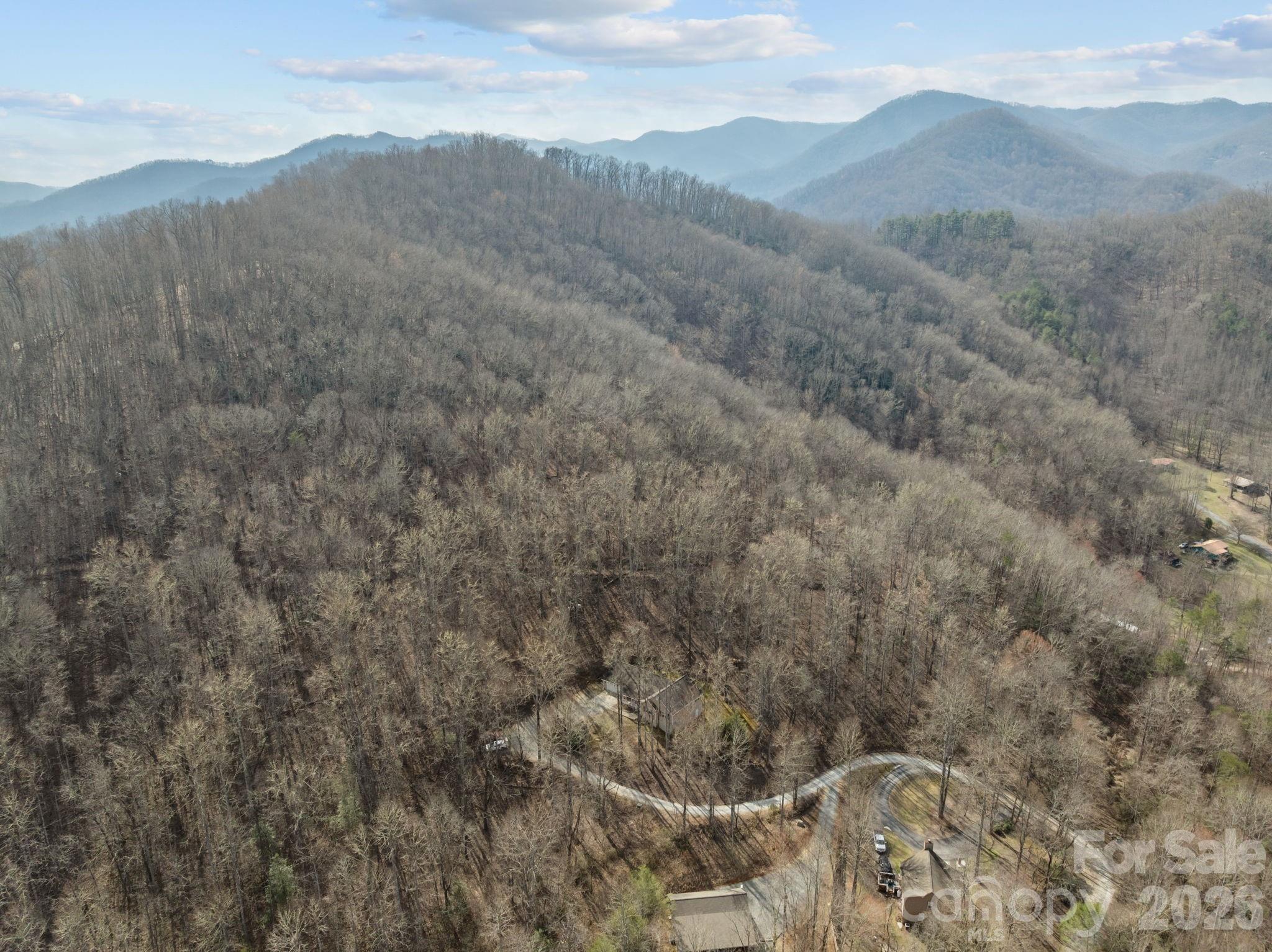 400 Honey Locust Trail Property Photo 35
