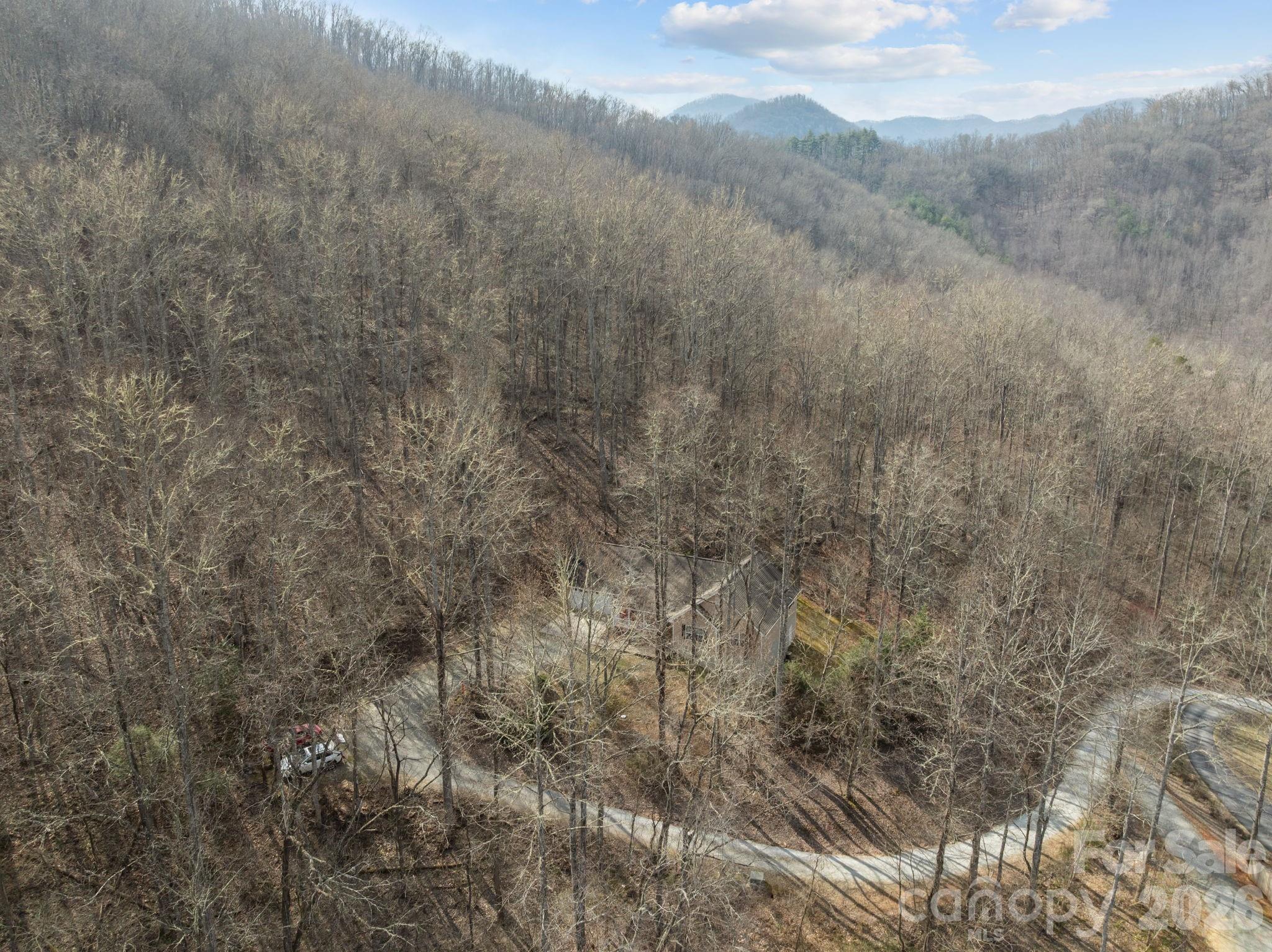 400 Honey Locust Trail Property Photo 39