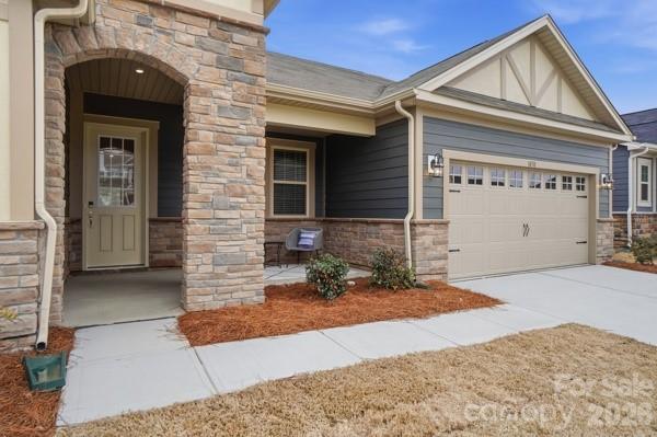 1450 Honey Trail Property Photo 2