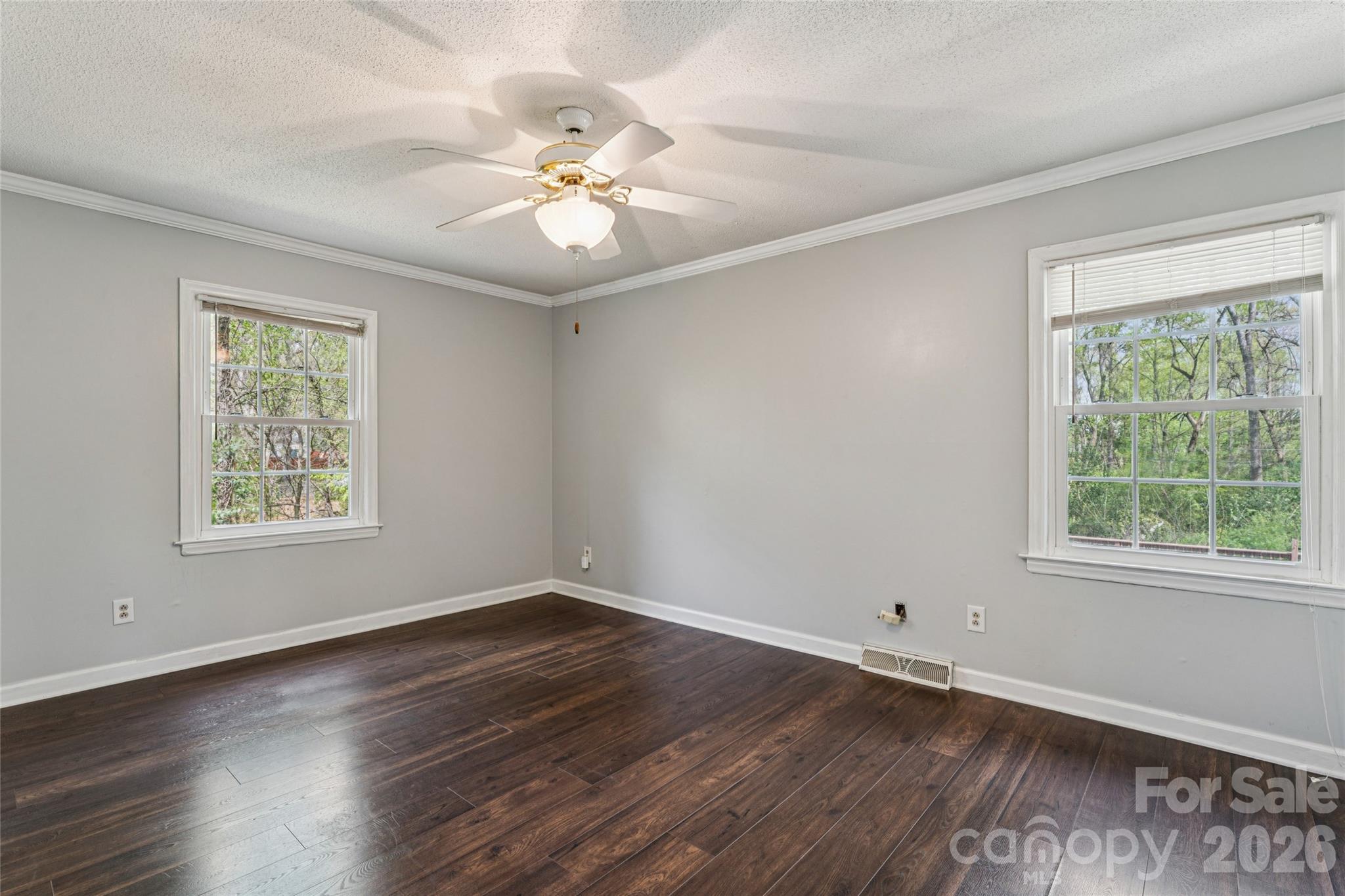 604 Sunnybrook Drive Property Photo 12