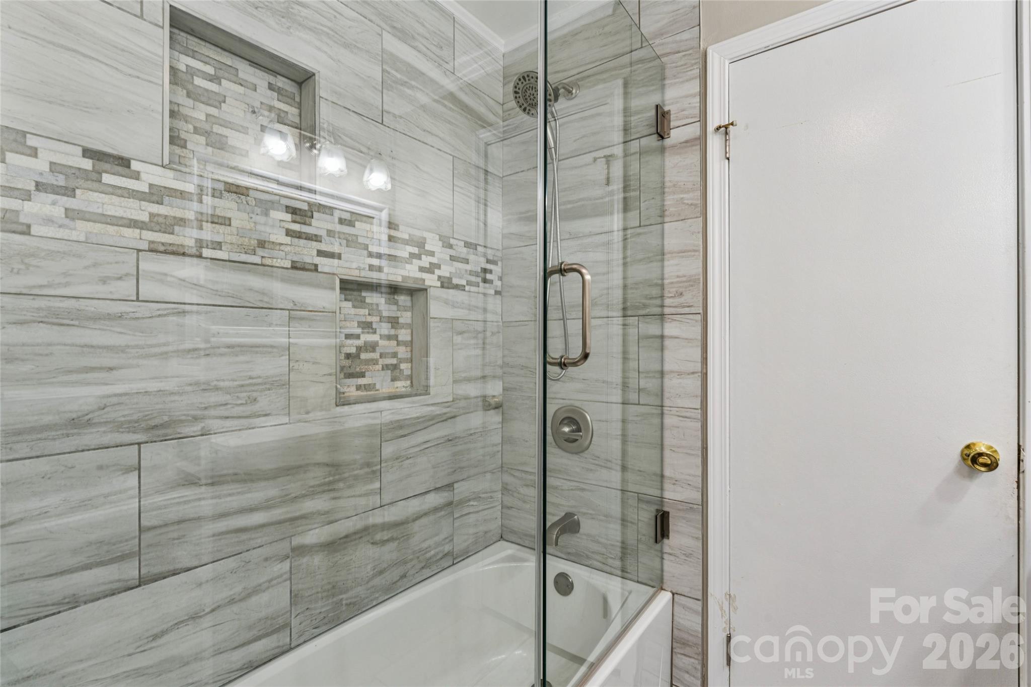 604 Sunnybrook Drive Property Photo 16