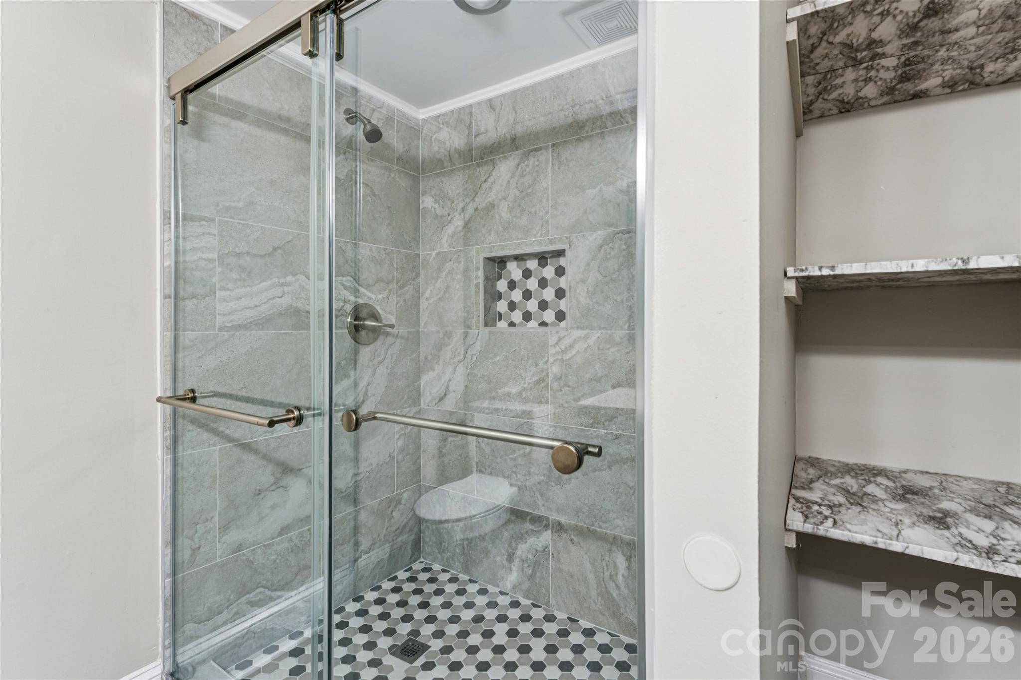604 Sunnybrook Drive Property Photo 17
