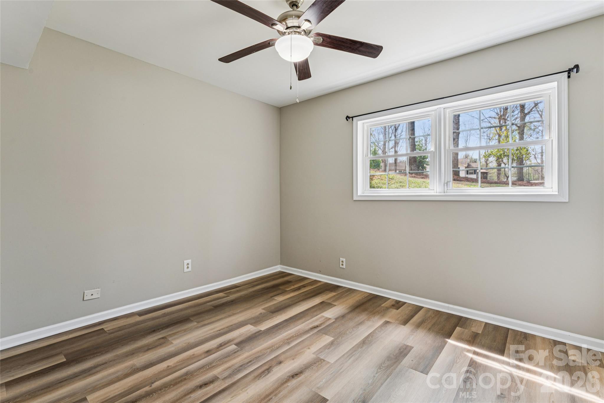 604 Sunnybrook Drive Property Photo 18