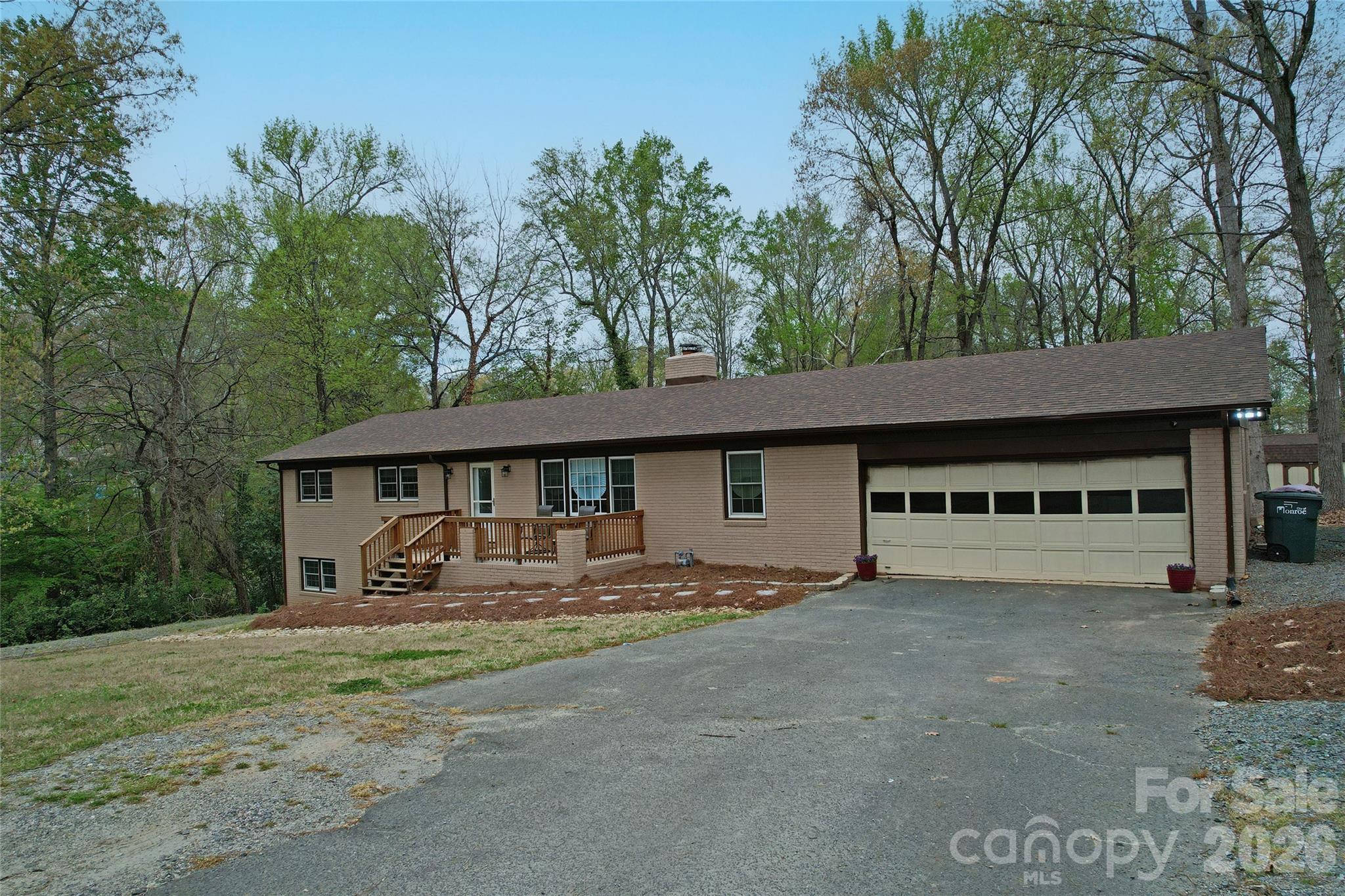 604 Sunnybrook Drive Property Photo 42