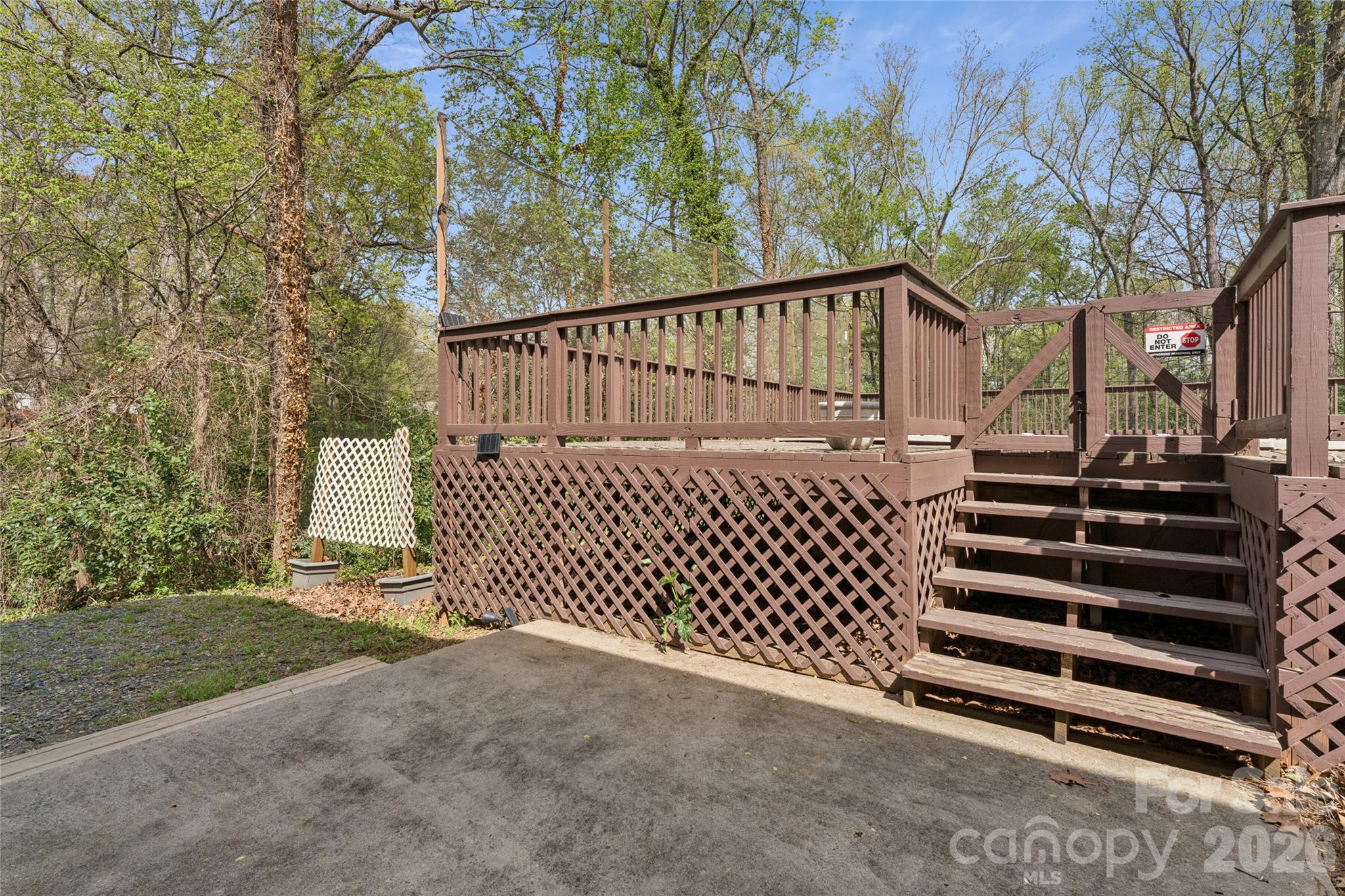 604 Sunnybrook Drive Property Photo 43