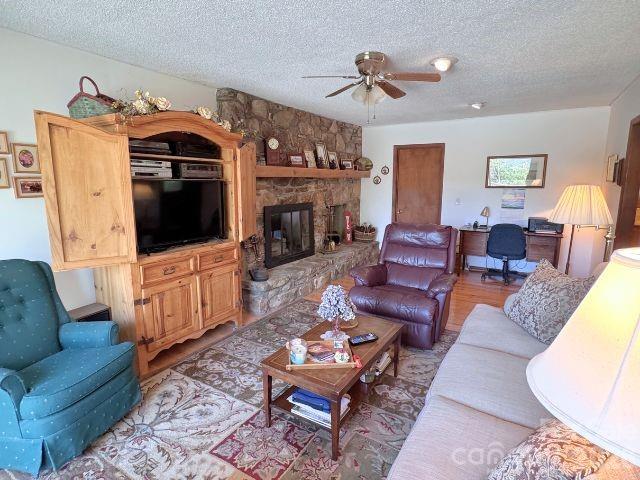 35 Azalea Drive Property Photo 16