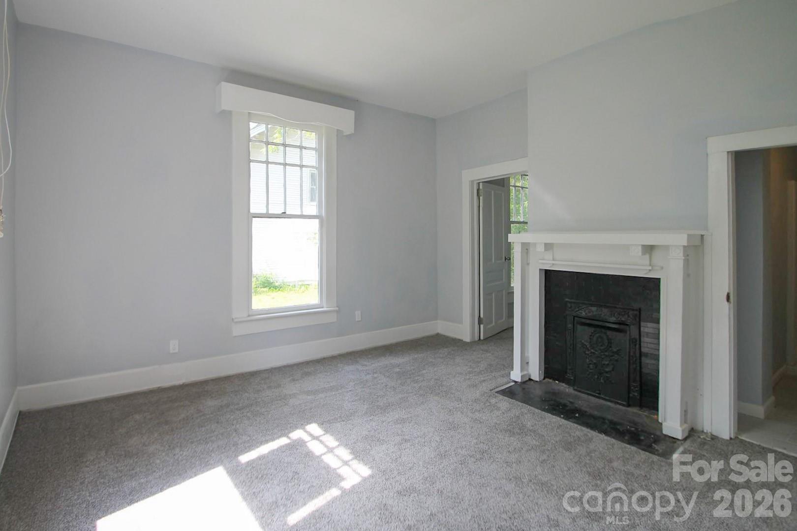 107 Pine Street Property Photo 9