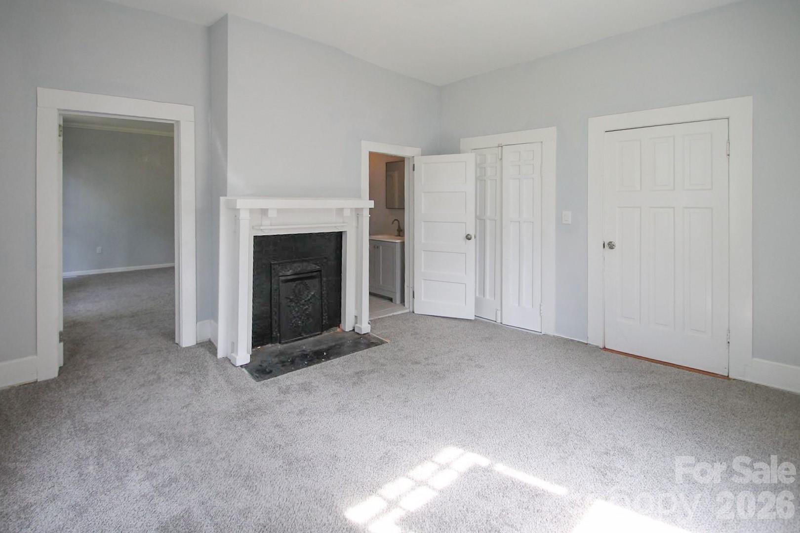 107 Pine Street Property Photo 10