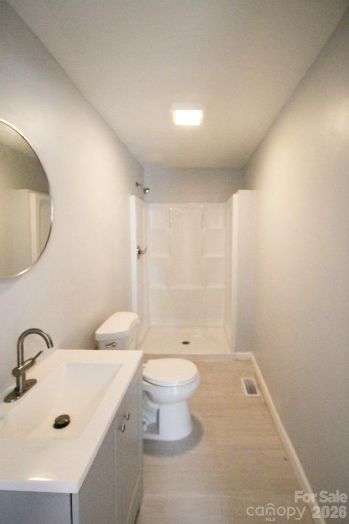 107 Pine Street Property Photo 12