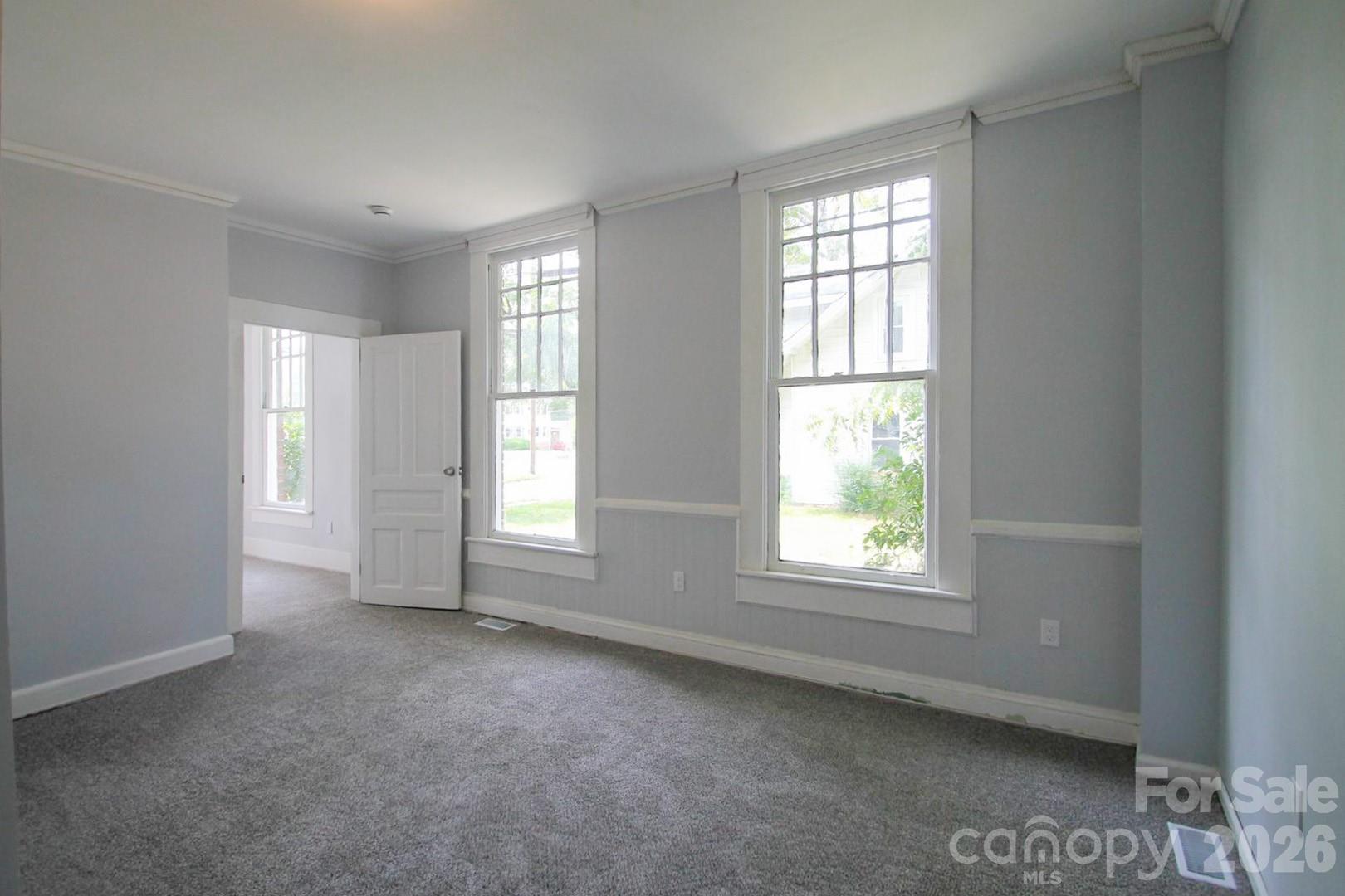 107 Pine Street Property Photo 15