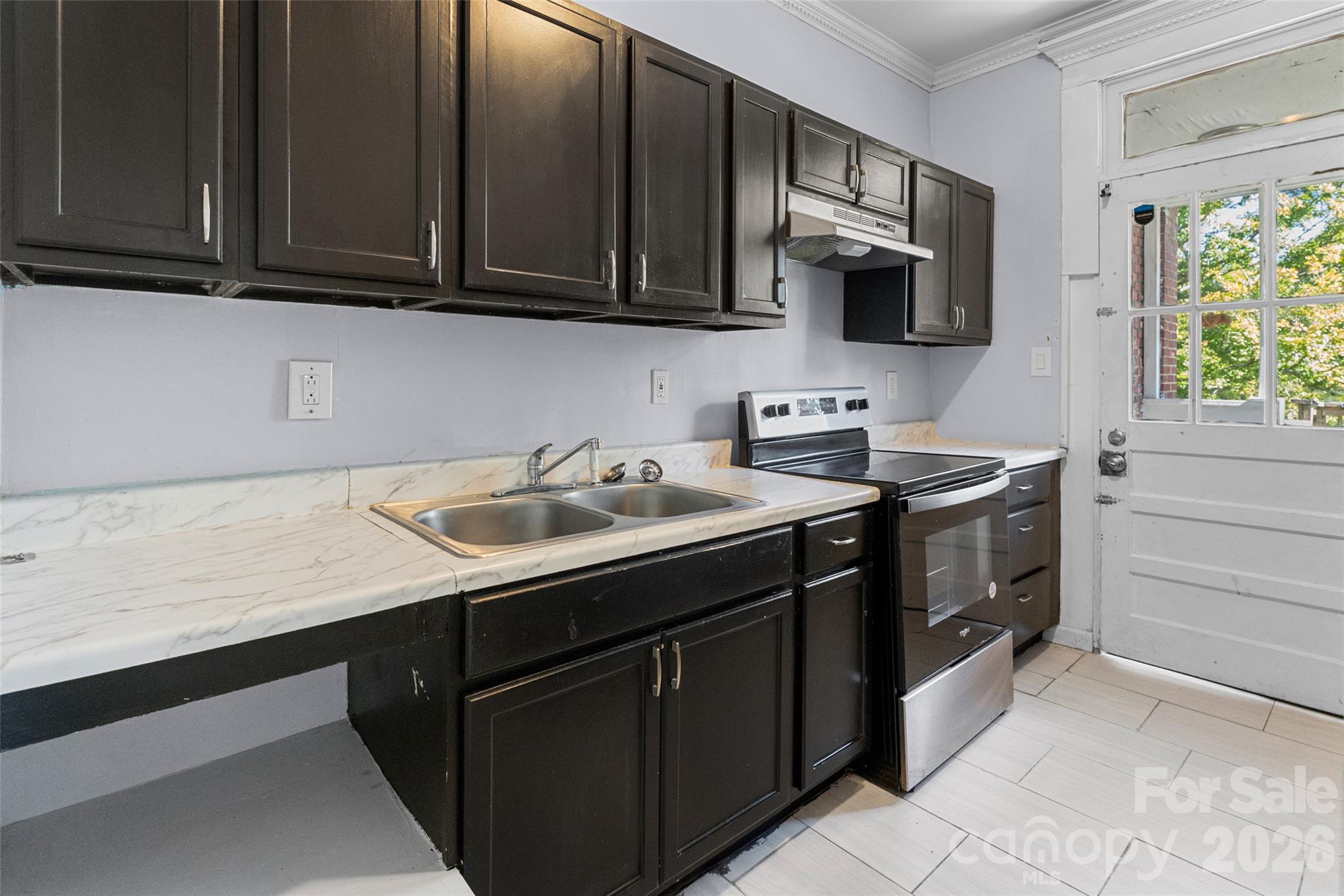 107 Pine Street Property Photo 27