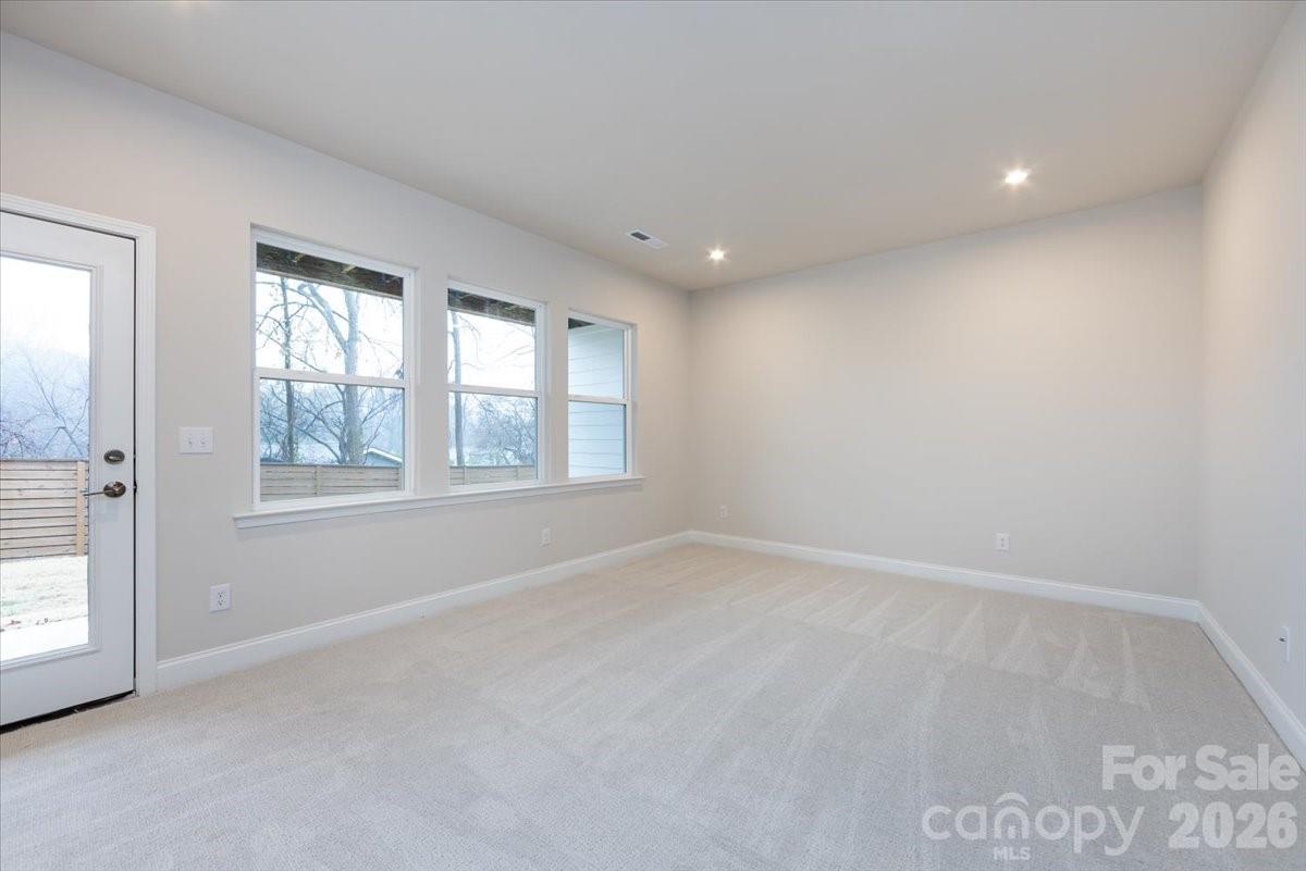 8030 Cedarsmith Court Property Photo 7