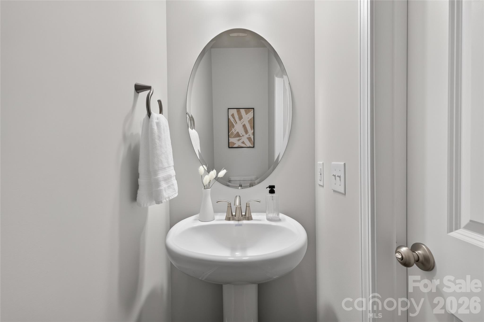 587 Cape Cod Way Property Photo 14