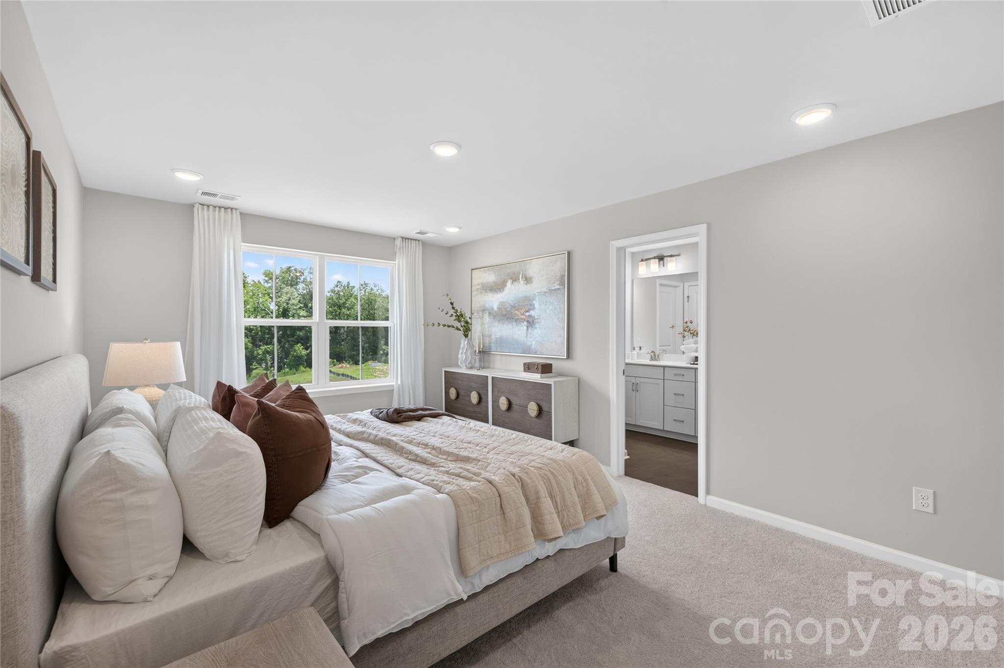 587 Cape Cod Way Property Photo 16