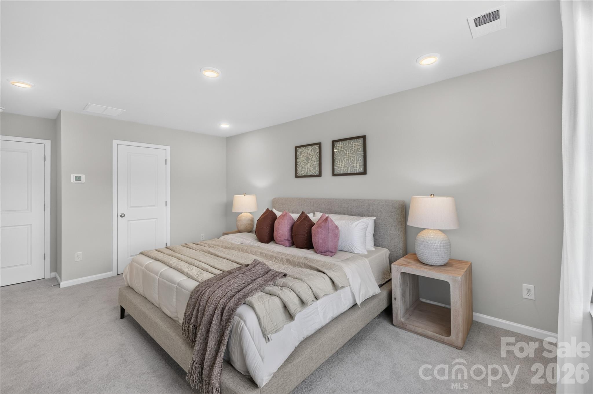 587 Cape Cod Way Property Photo 17