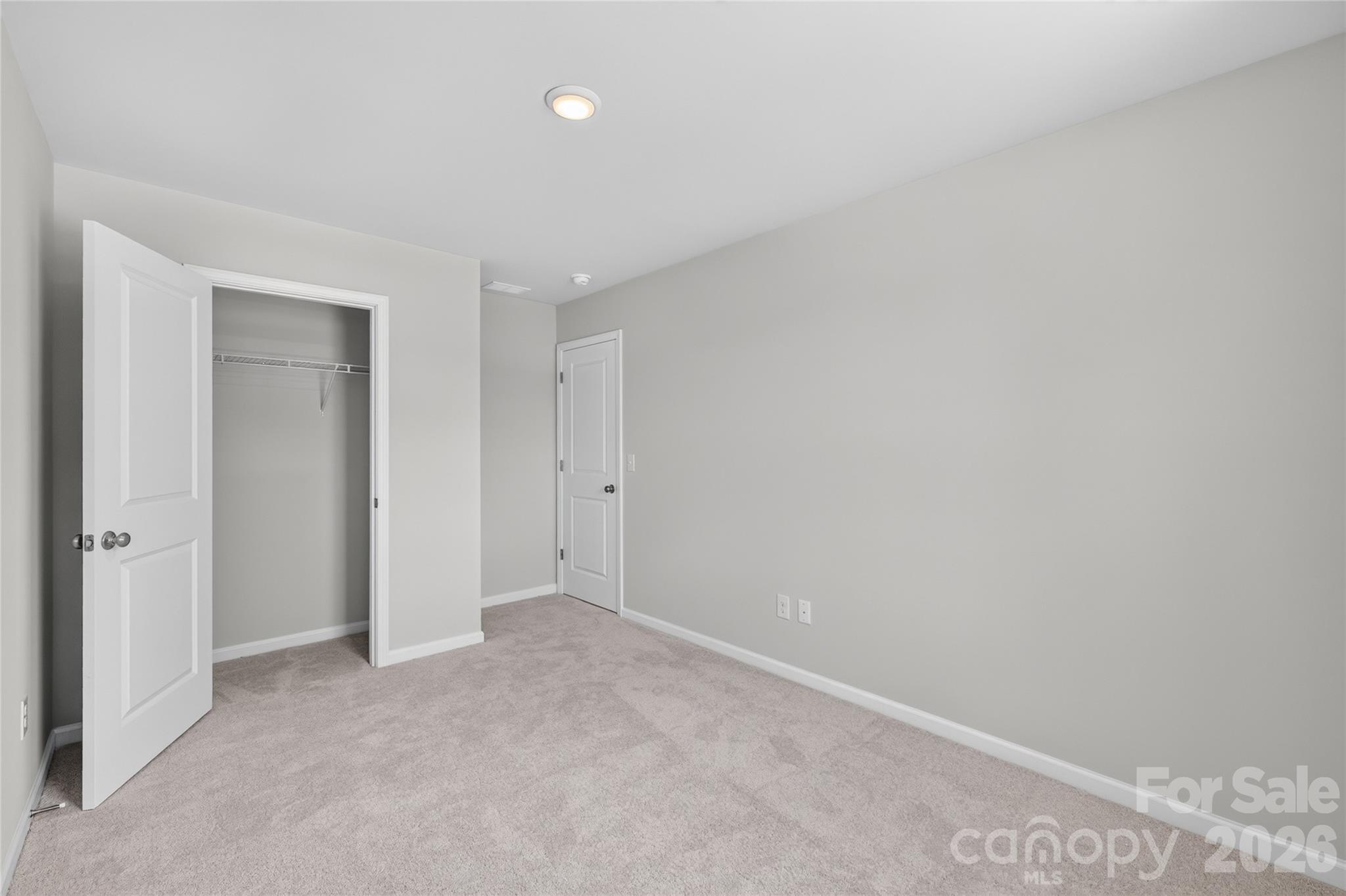 587 Cape Cod Way Property Photo 23