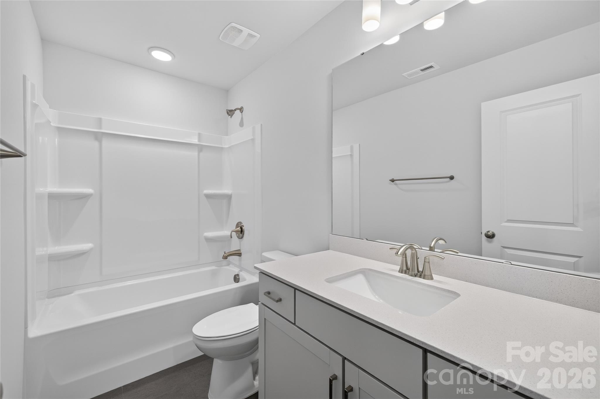587 Cape Cod Way Property Photo 24