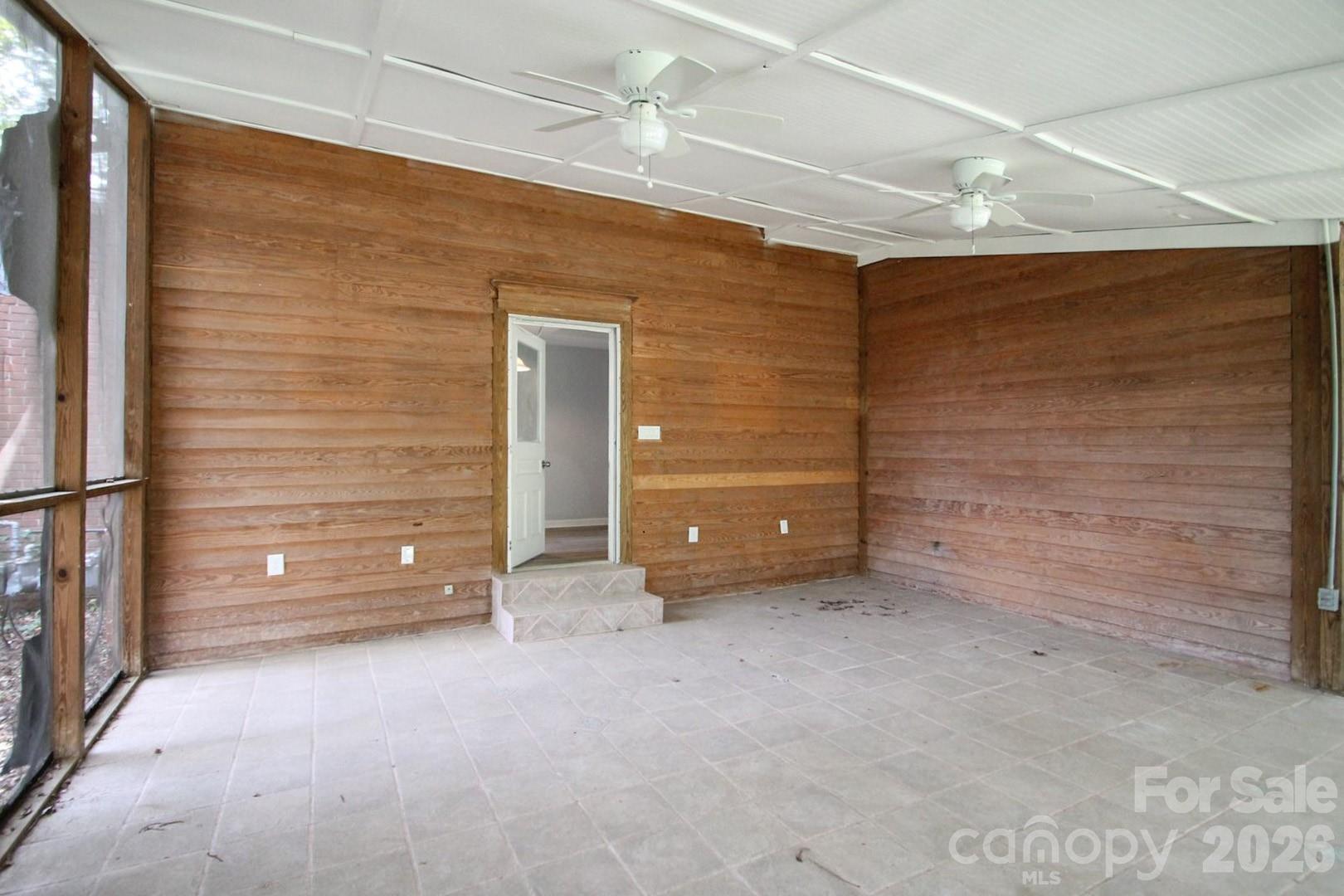 107 Pine Street Property Photo 22