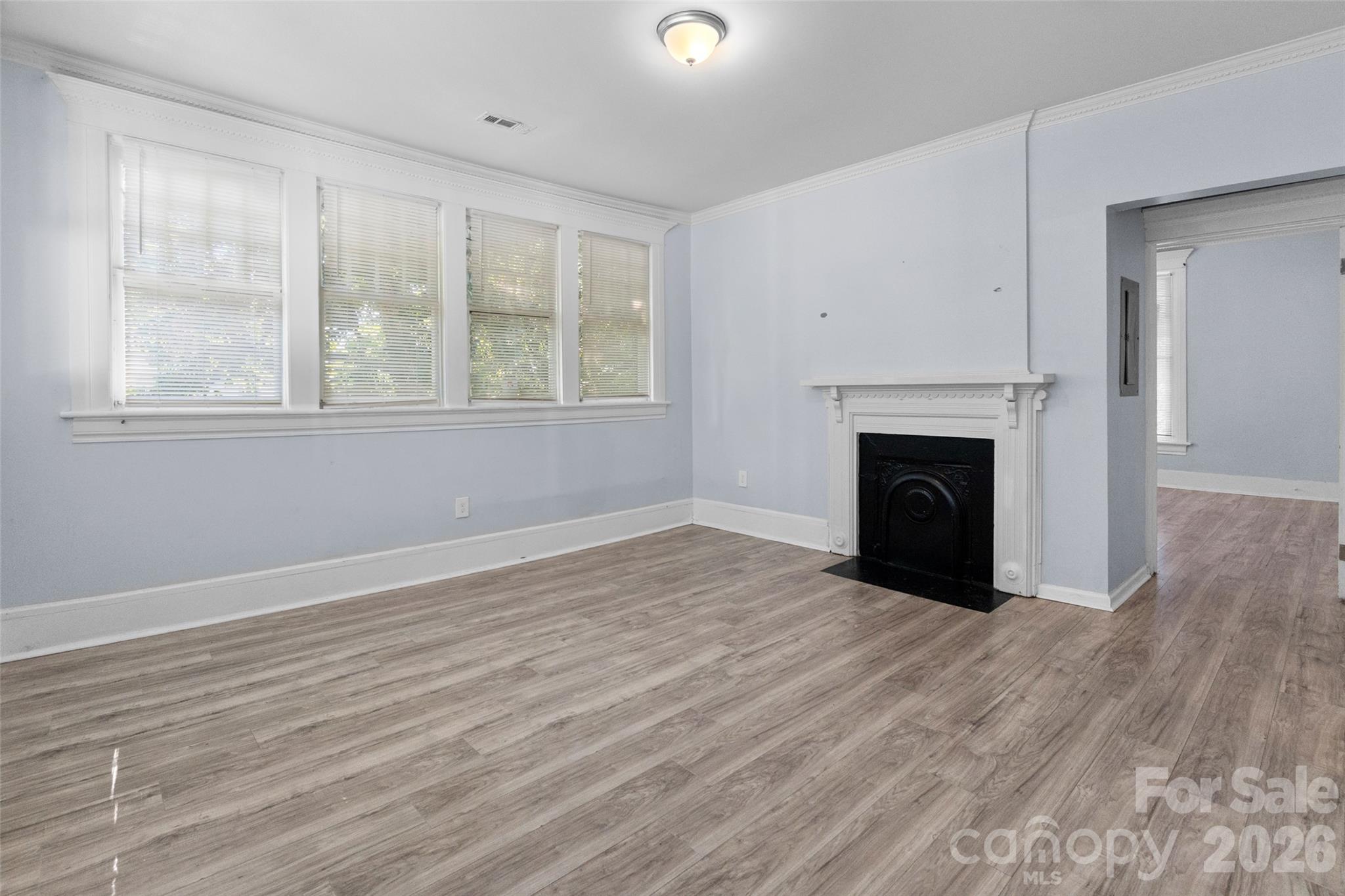 107 Pine Street Property Photo 24