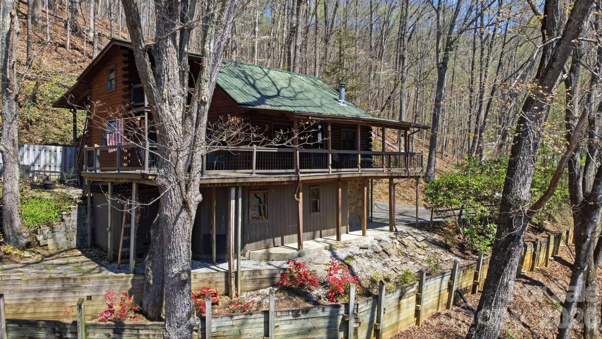 1837 E Alarka Road Property Photo 2