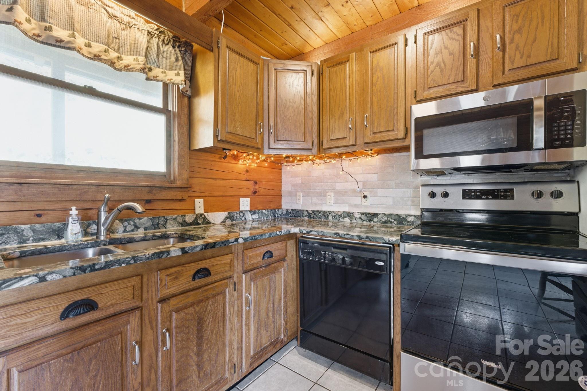 1837 E Alarka Road Property Photo 20