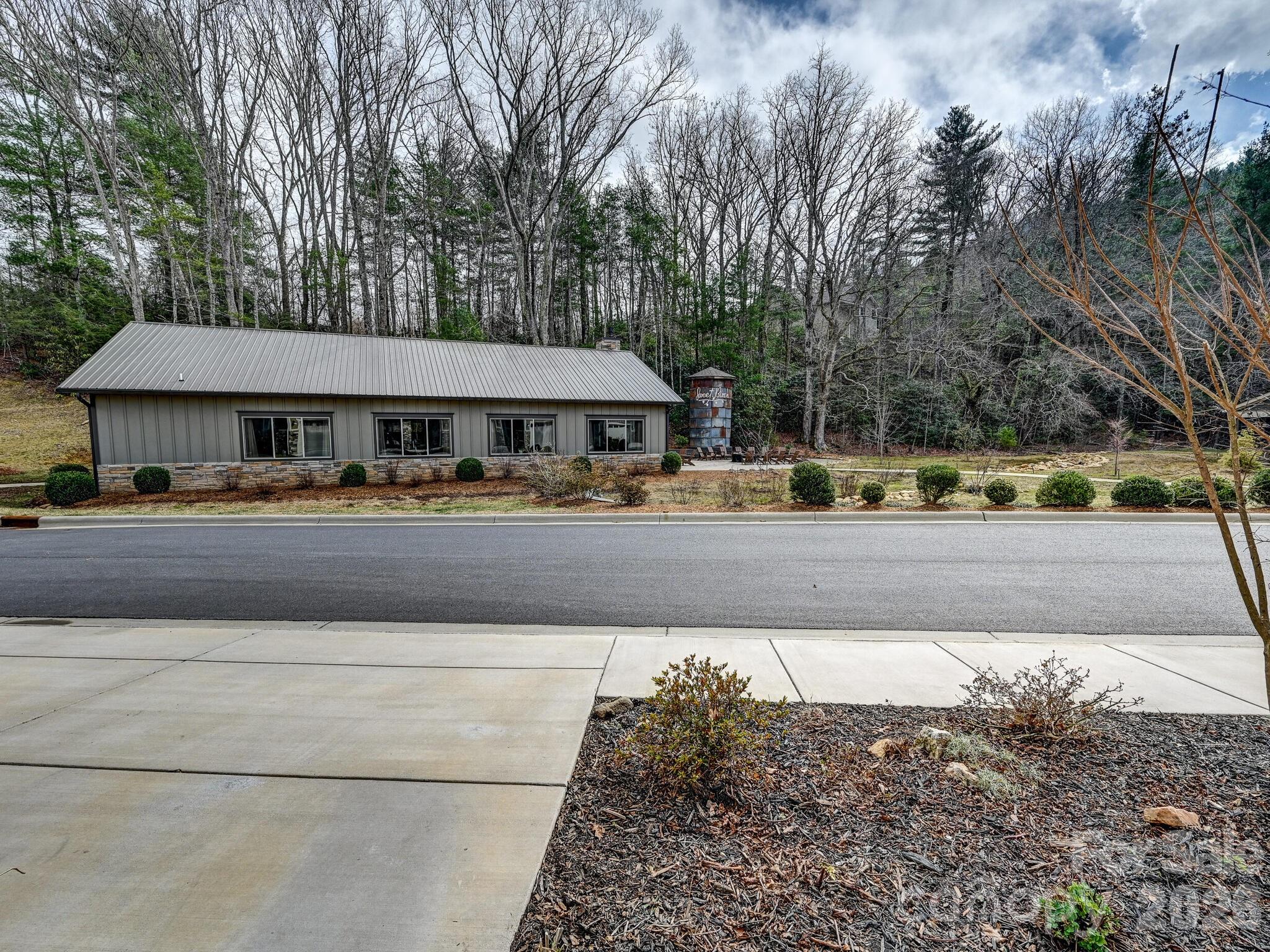 554 Sweet Birch Park Lane Property Photo 40