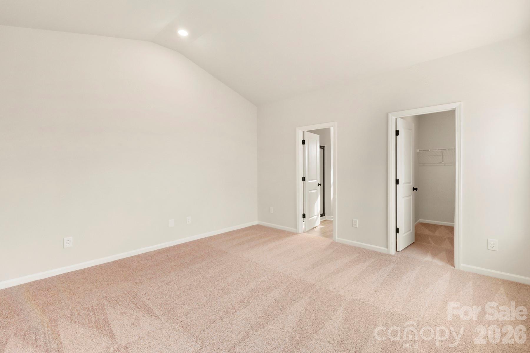 3446 Robindale Drive Property Photo 16