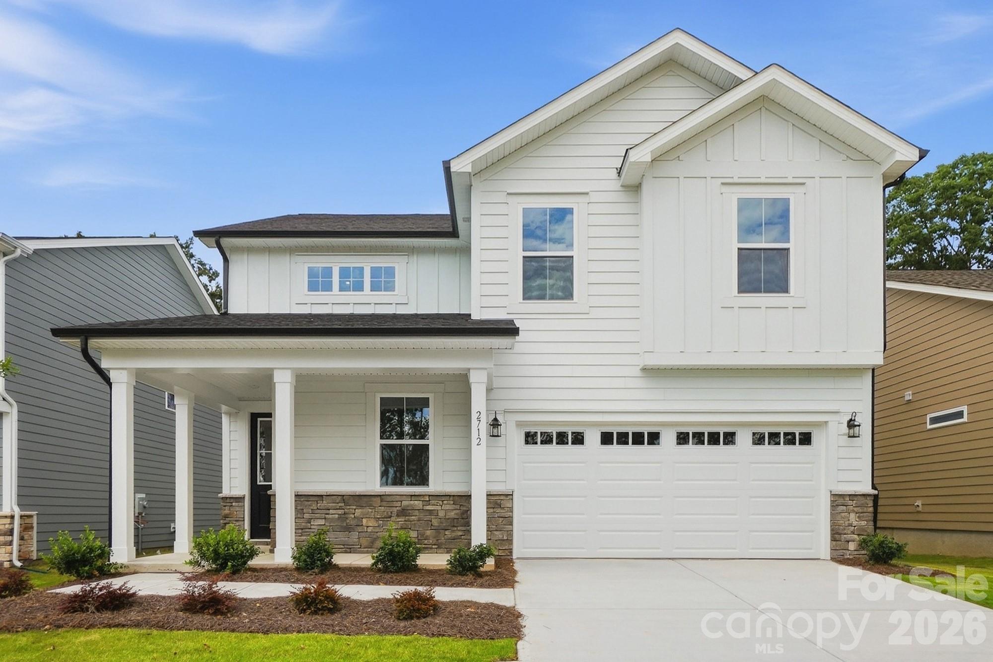 2712 Phoenix Court Property Photo 1