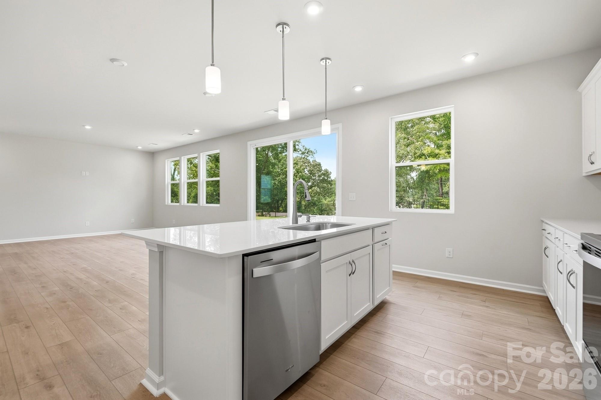 2712 Phoenix Court Property Photo 16