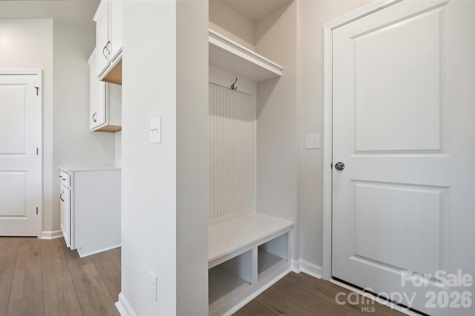 2712 Phoenix Court Property Photo 21