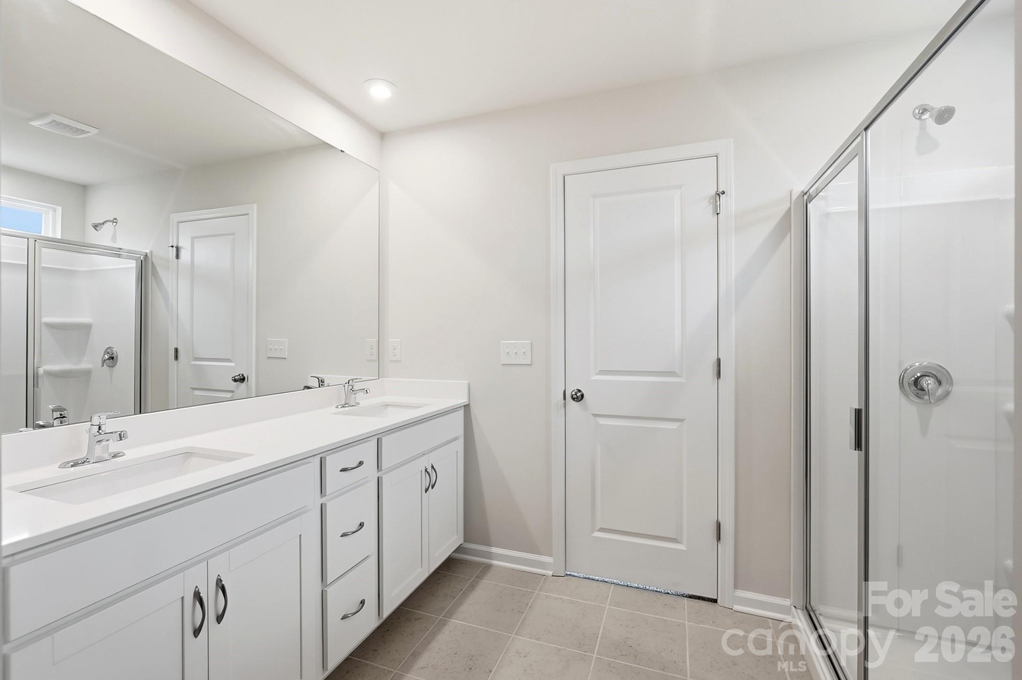 2712 Phoenix Court Property Photo 33