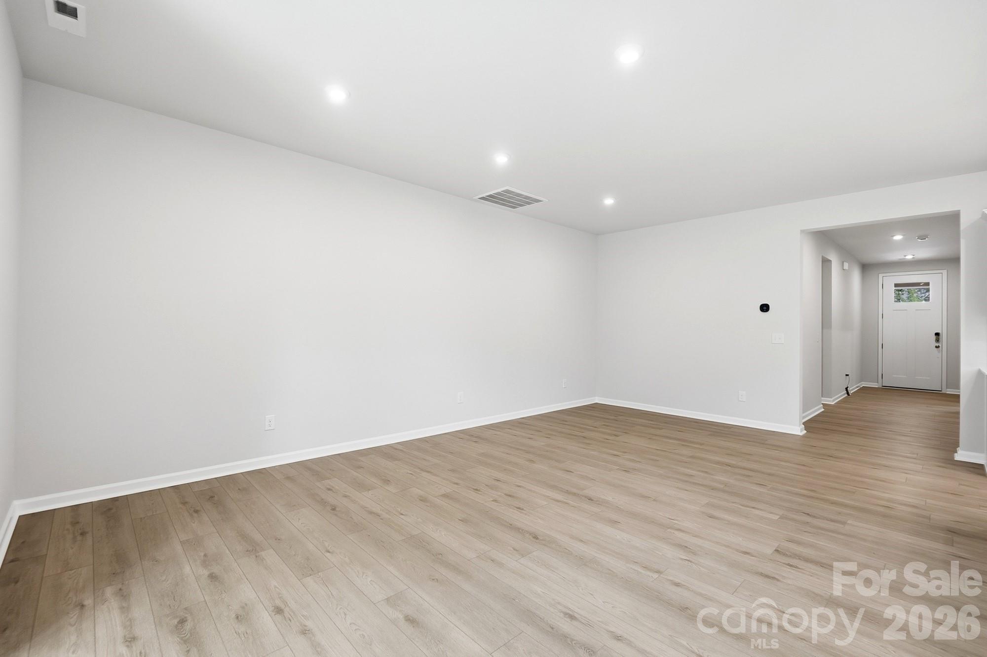 2706 Phoenix Court Property Photo 13