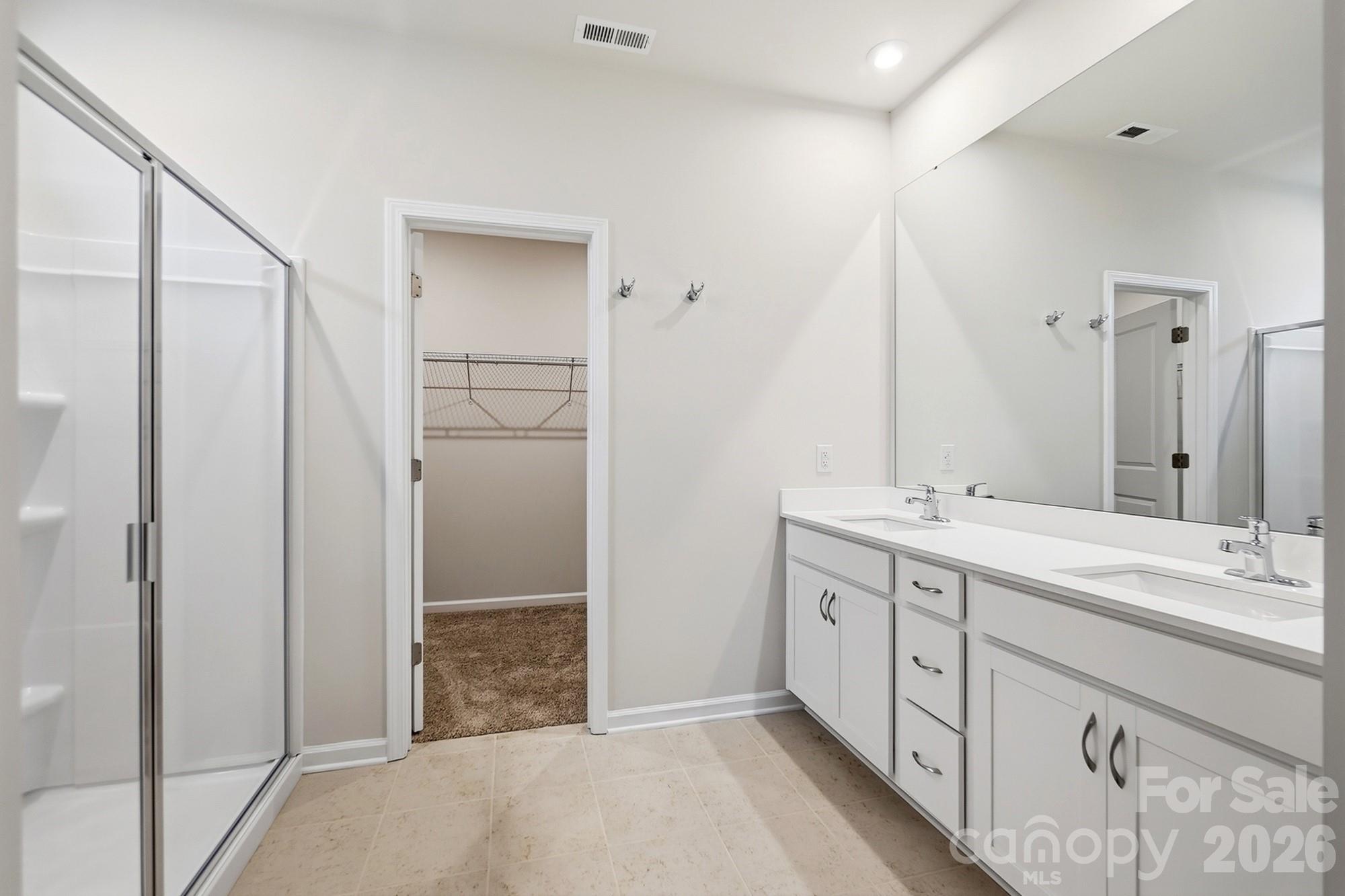 2706 Phoenix Court Property Photo 19