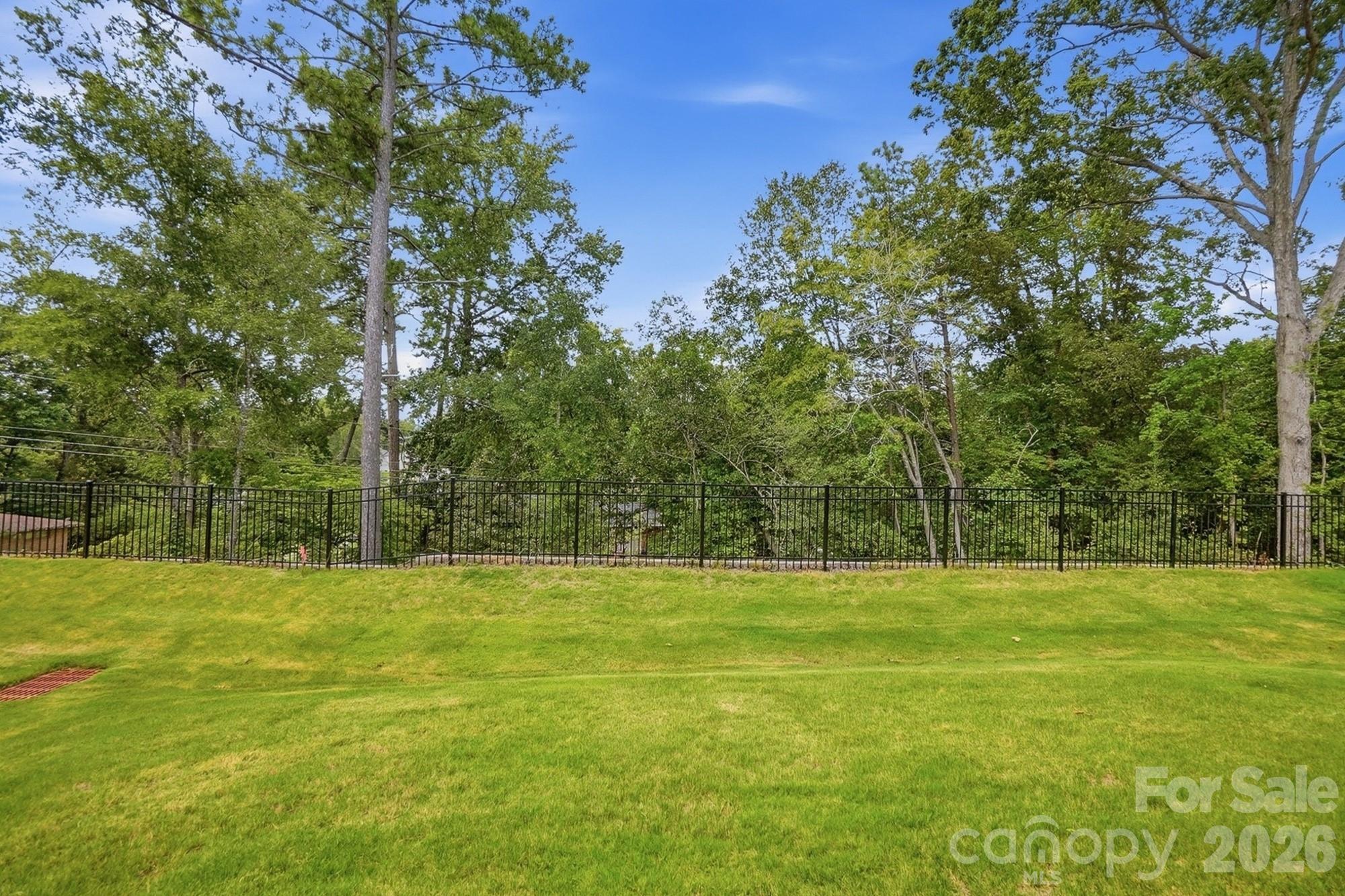 2706 Phoenix Court Property Photo 31