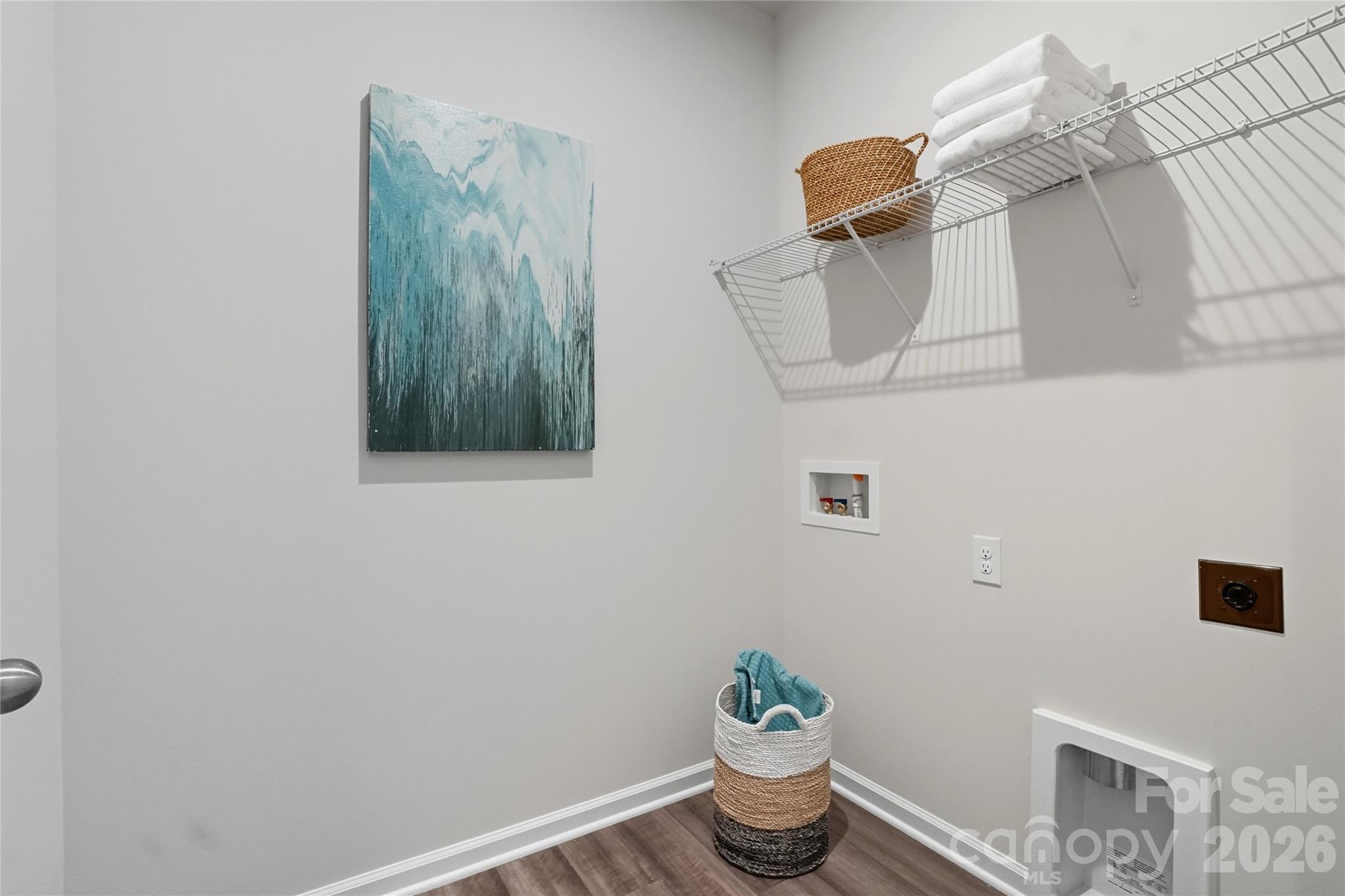 2588 Selbourne Drive Property Photo 17