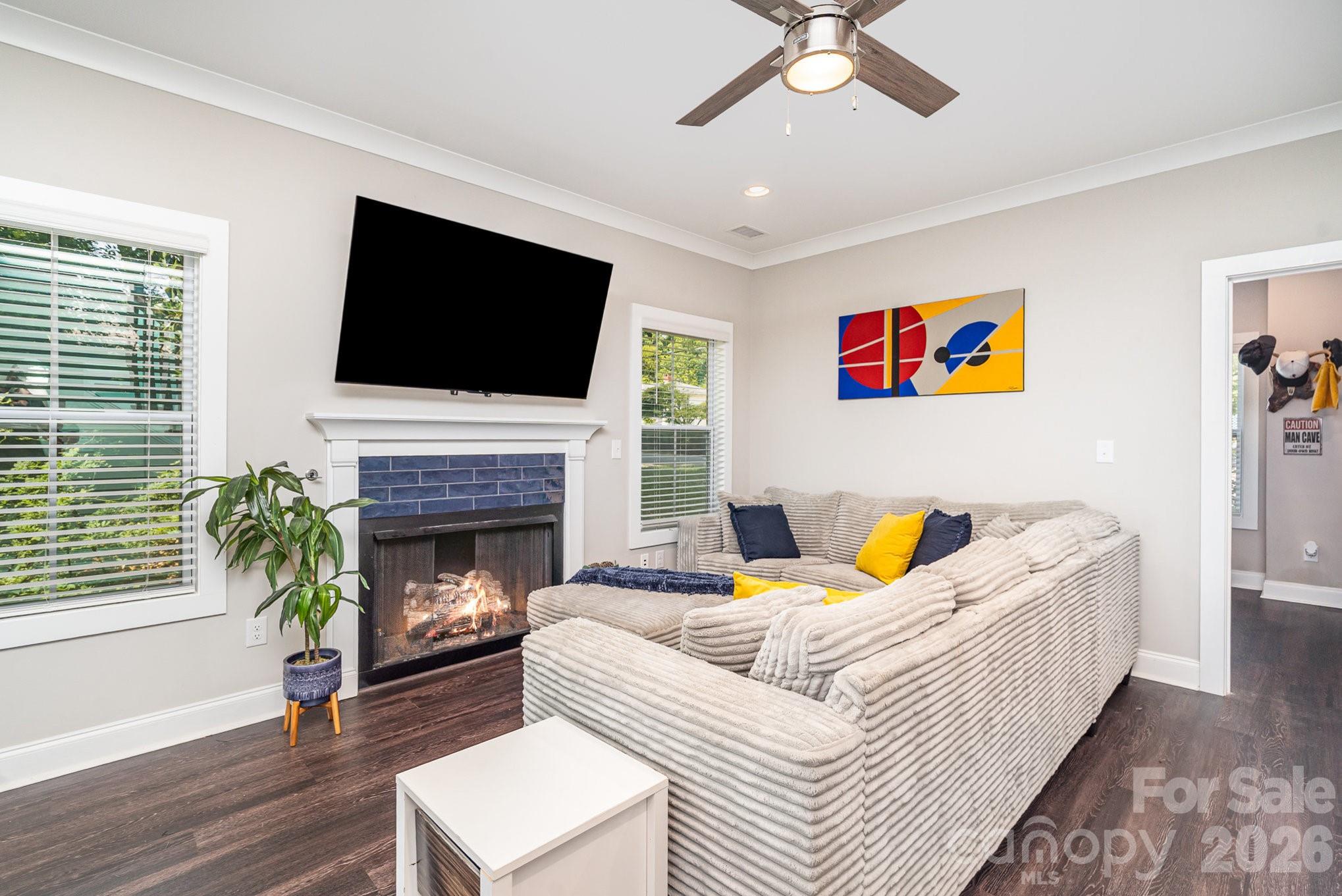 408 Joe Louis Street Property Photo 5