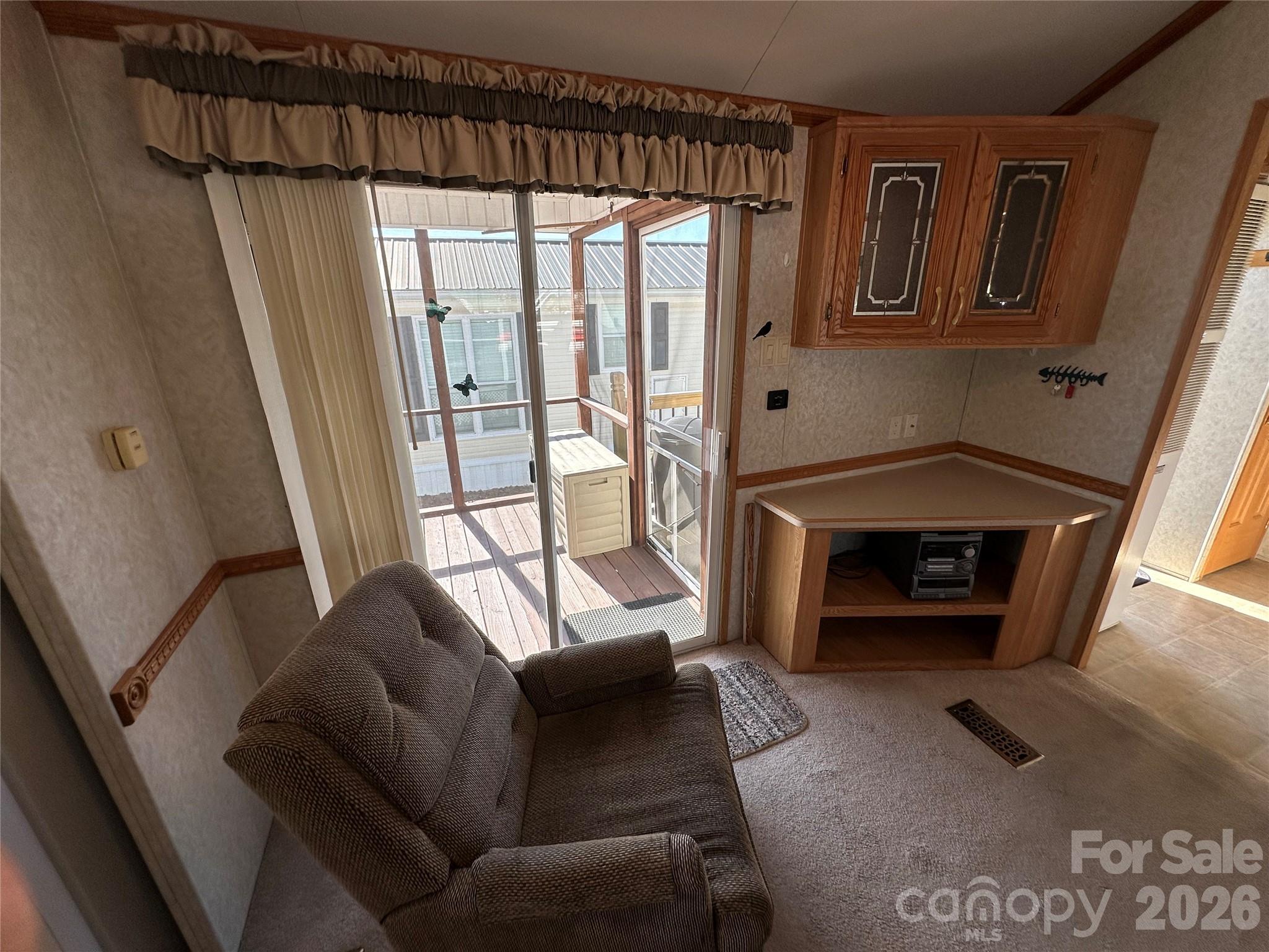 171 Grand View Drive Property Photo 7