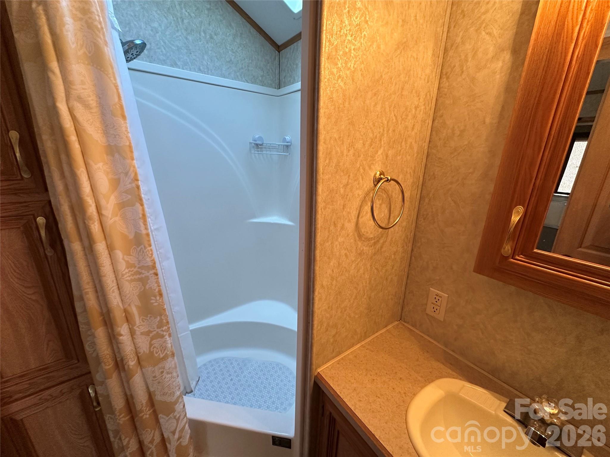 171 Grand View Drive Property Photo 18