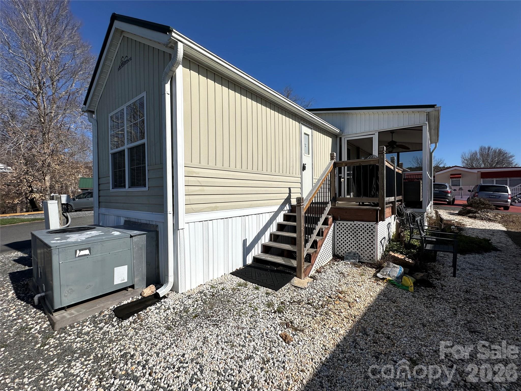 171 Grand View Drive Property Photo 24