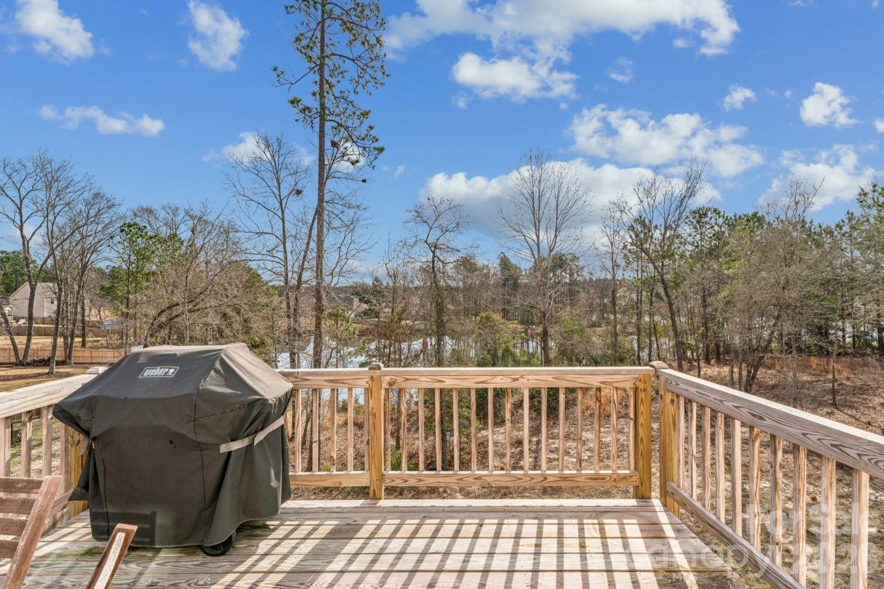 221 Shadowbrook Way Property Photo 14