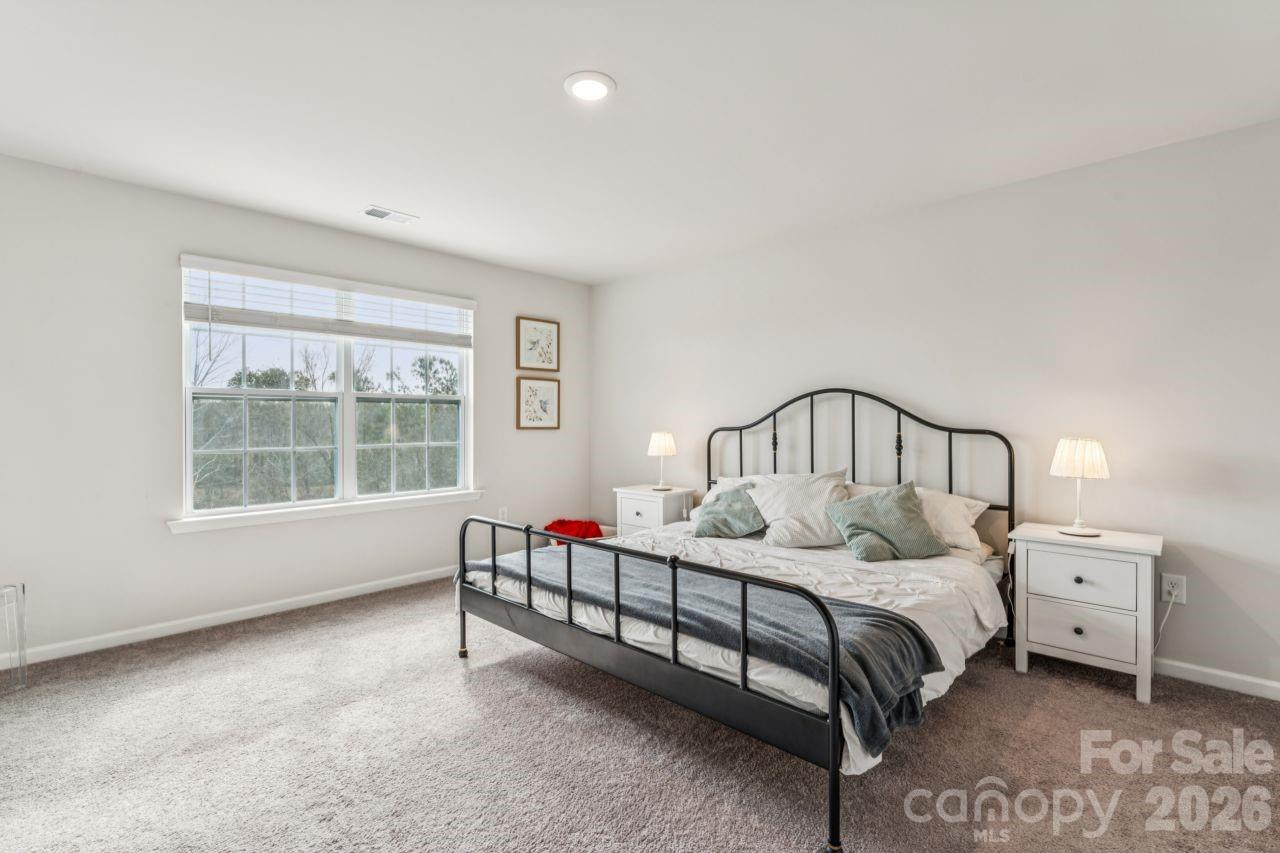 221 Shadowbrook Way Property Photo 18