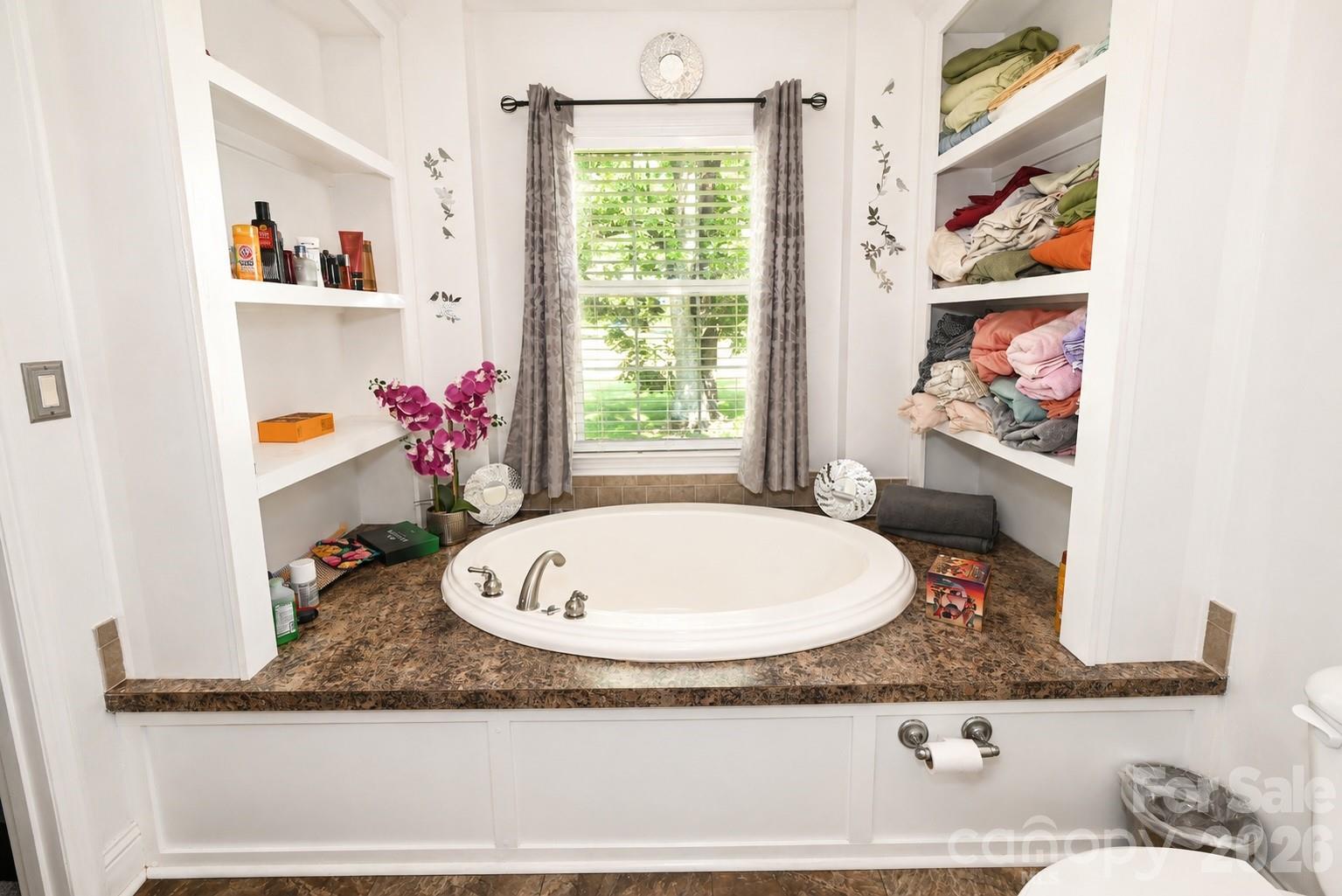 3951 Springs Road Property Photo 15