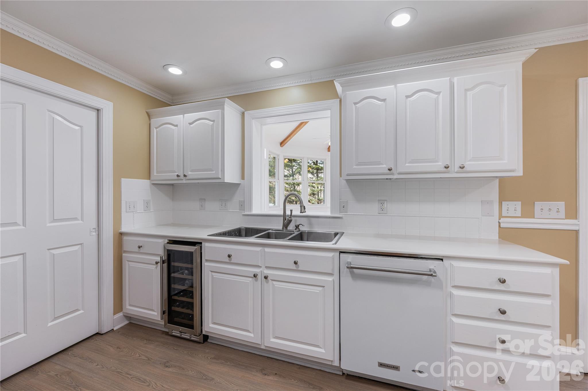 7722 Farmbrook Drive Property Photo 13