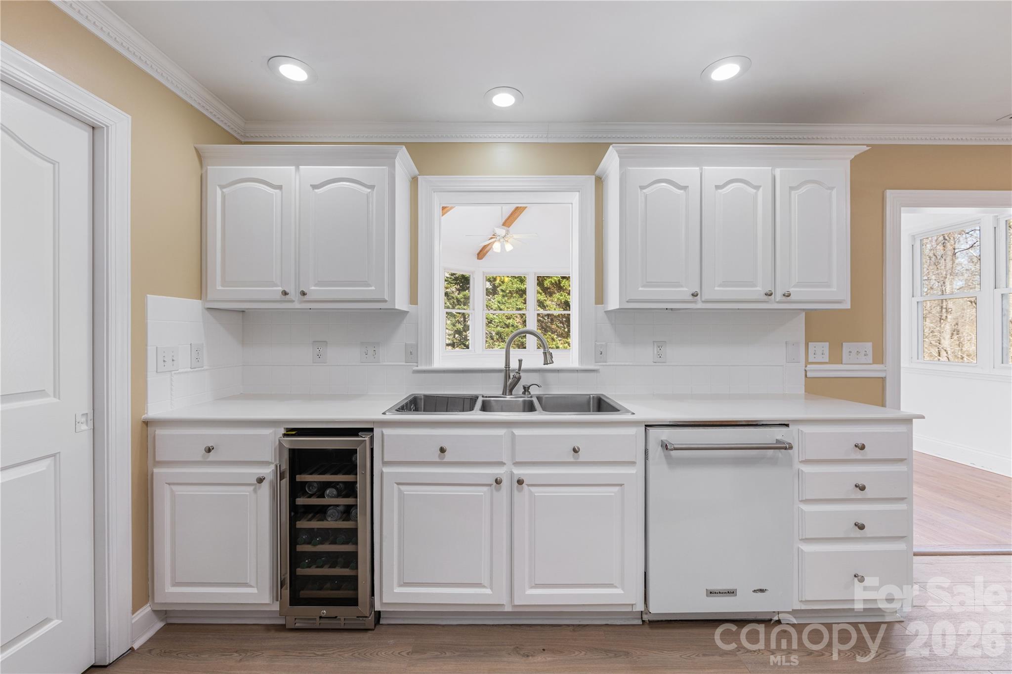 7722 Farmbrook Drive Property Photo 14