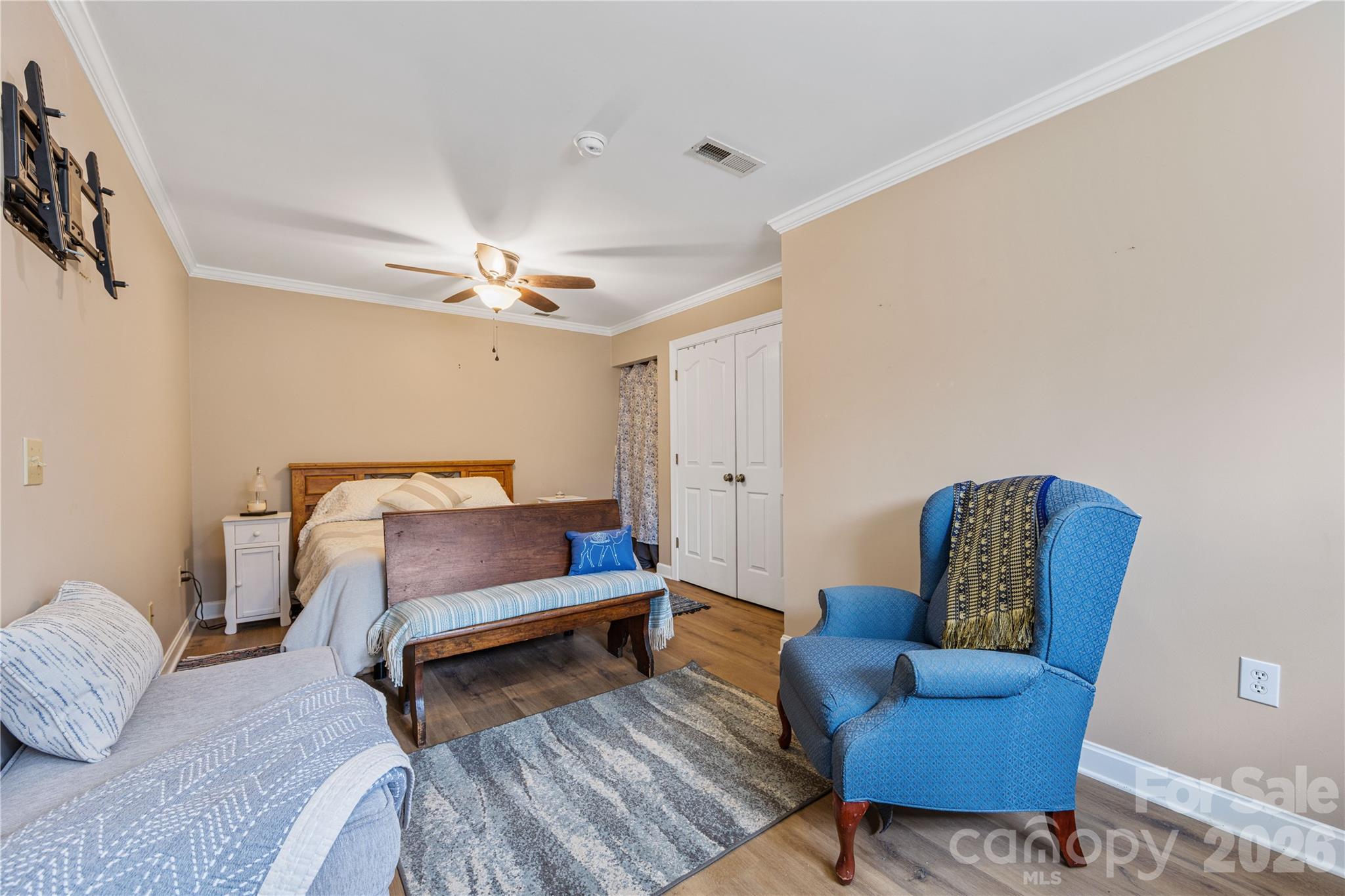 7722 Farmbrook Drive Property Photo 27