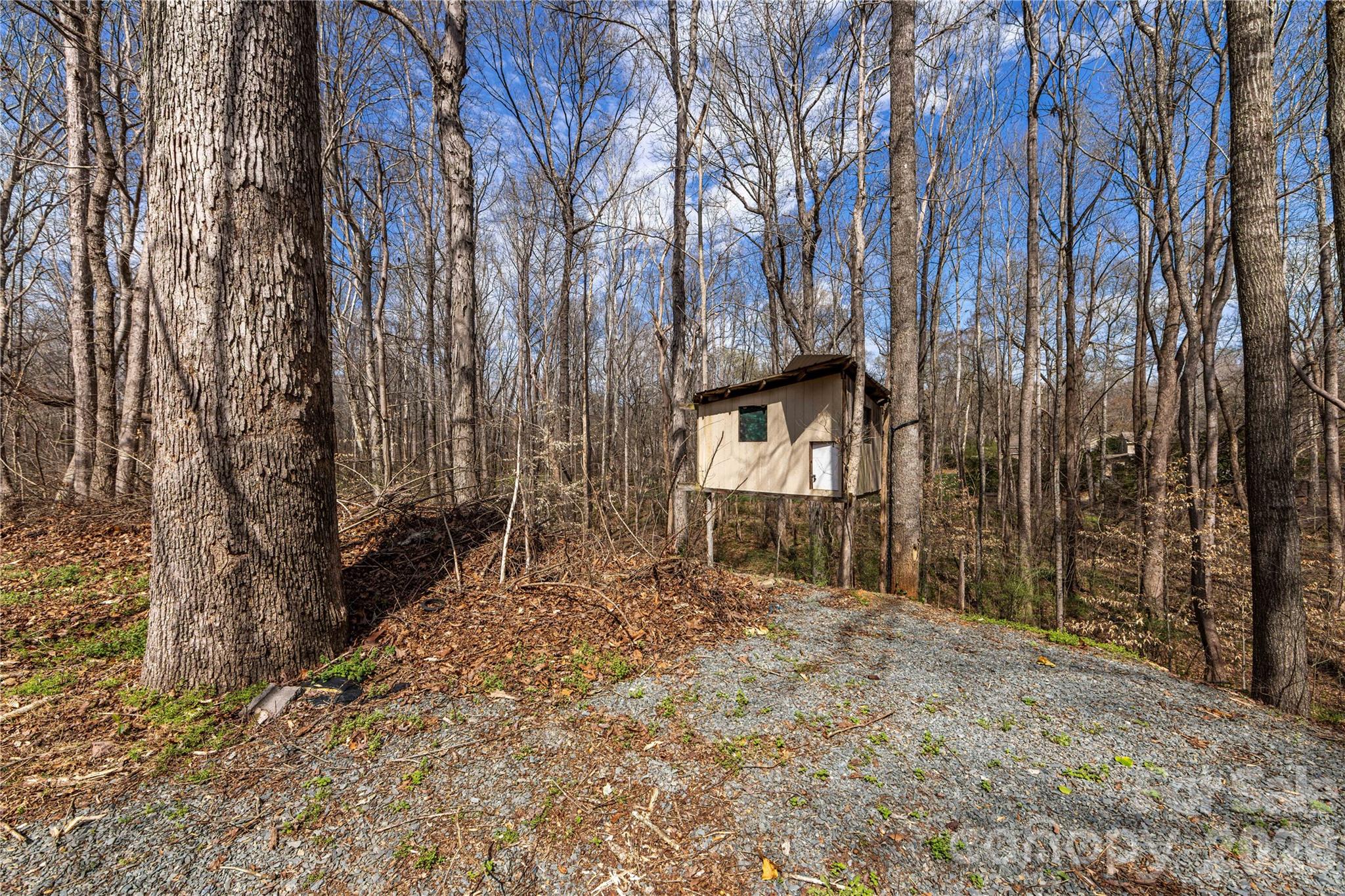 7722 Farmbrook Drive Property Photo 33