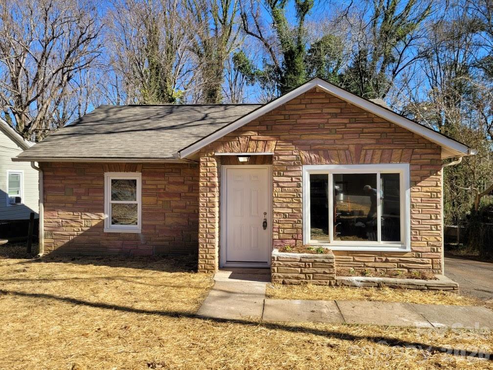 1116 East Drive Property Photo 1